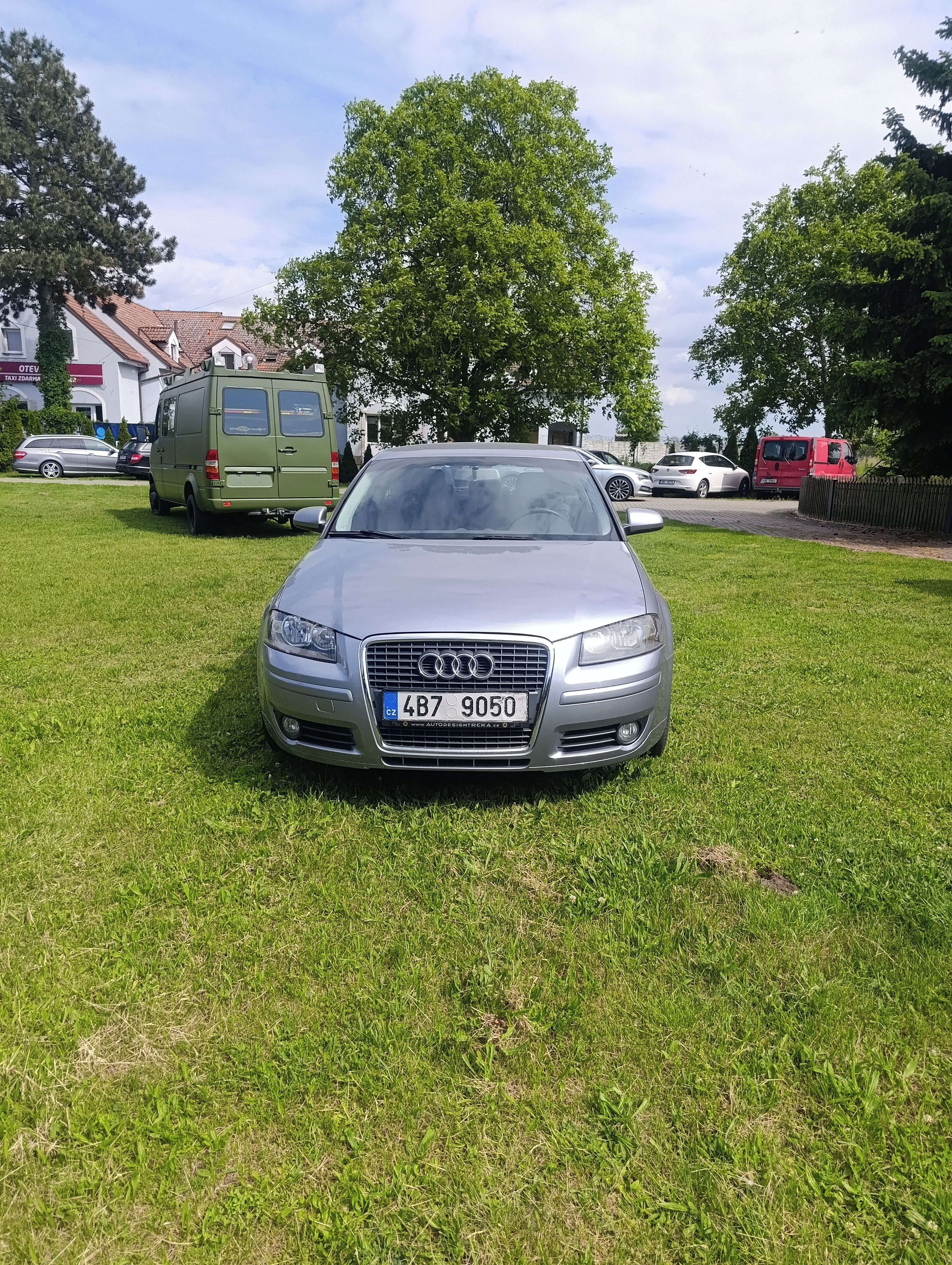 Audi A3, 1.6i 75kW - fotka 2
