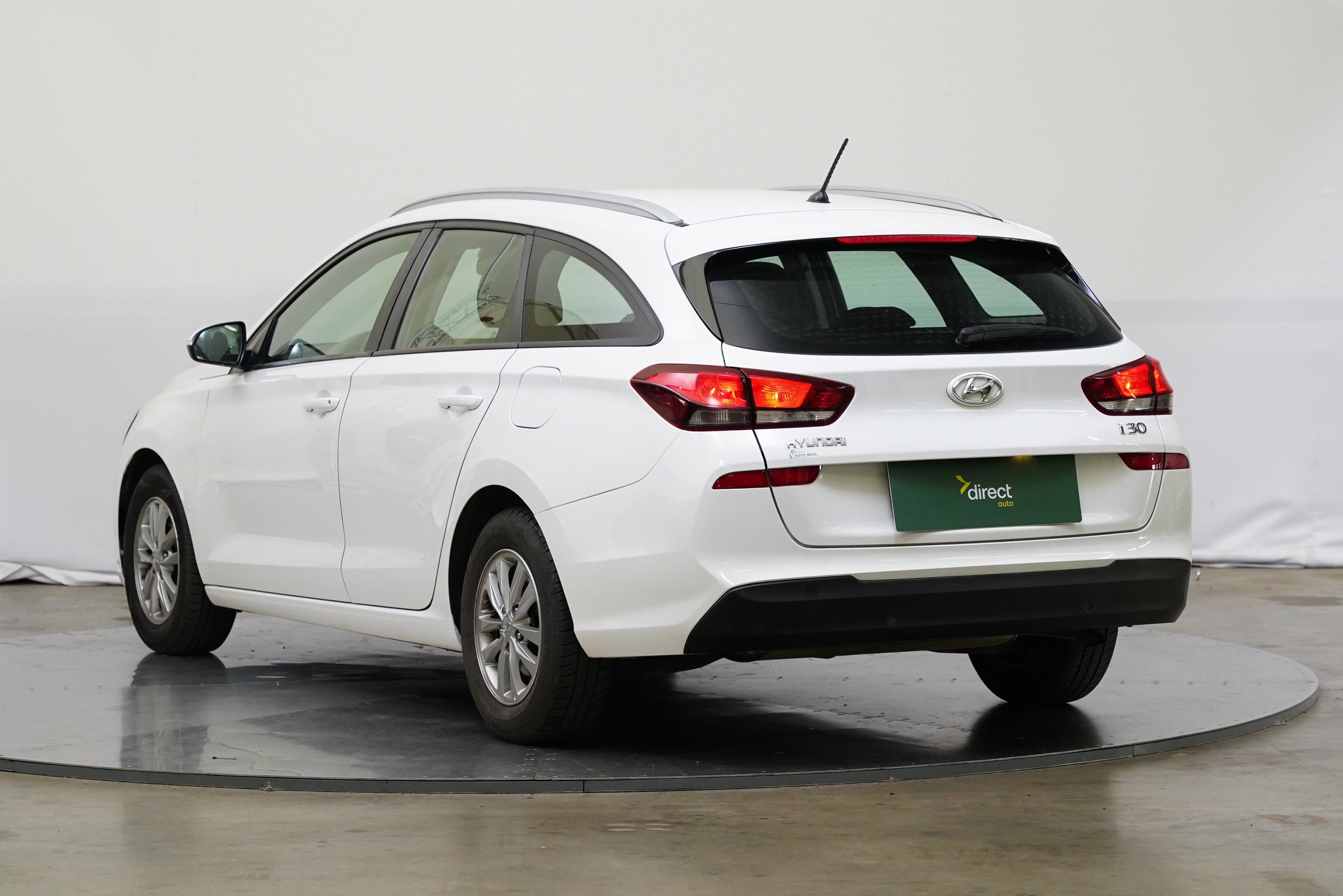 Hyundai i30, 1.6 CRDi 81 kW - fotka 4