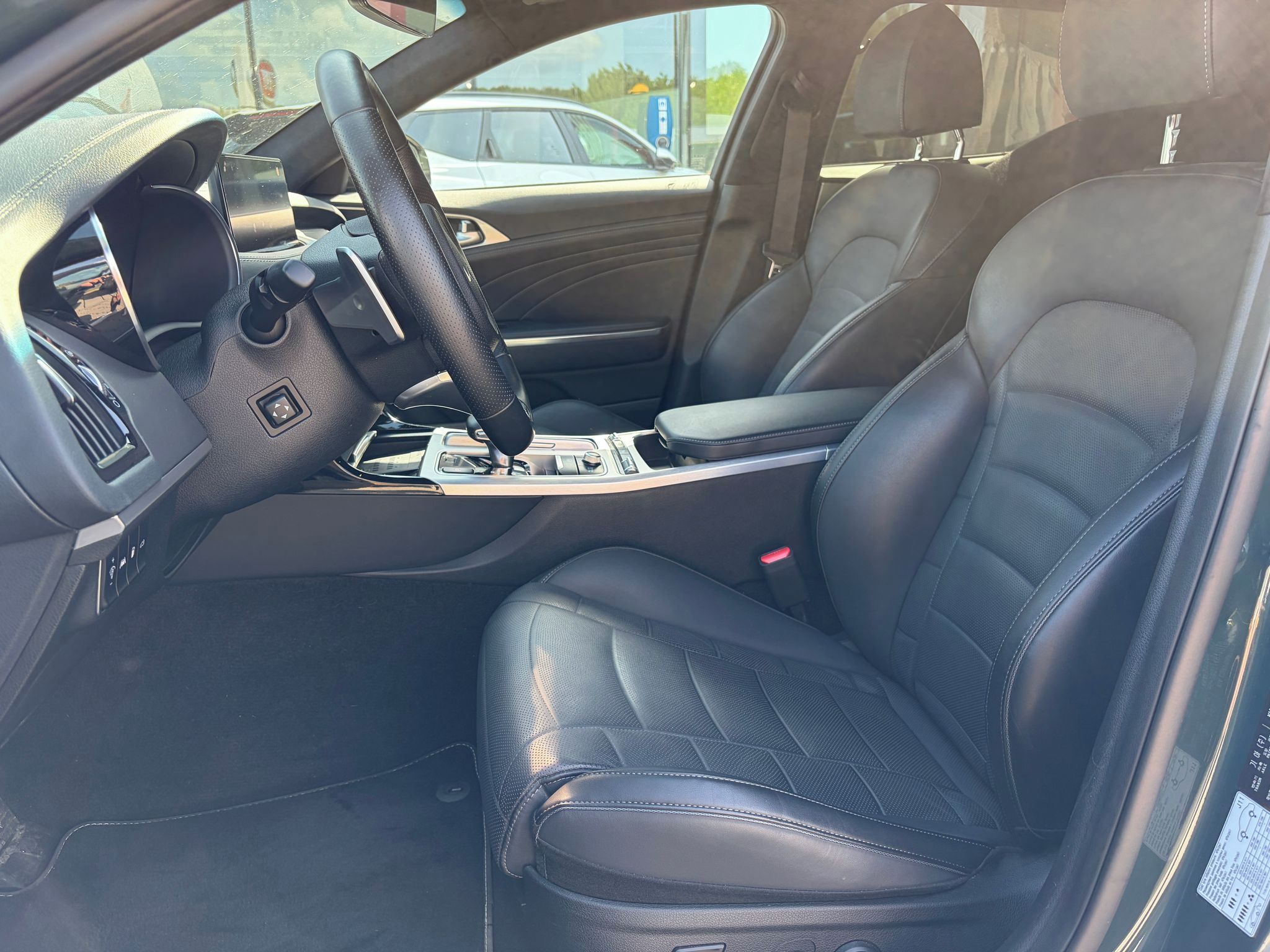 Kia Stinger, 3.3 V6 T-GDI 4WD GT - fotka 5