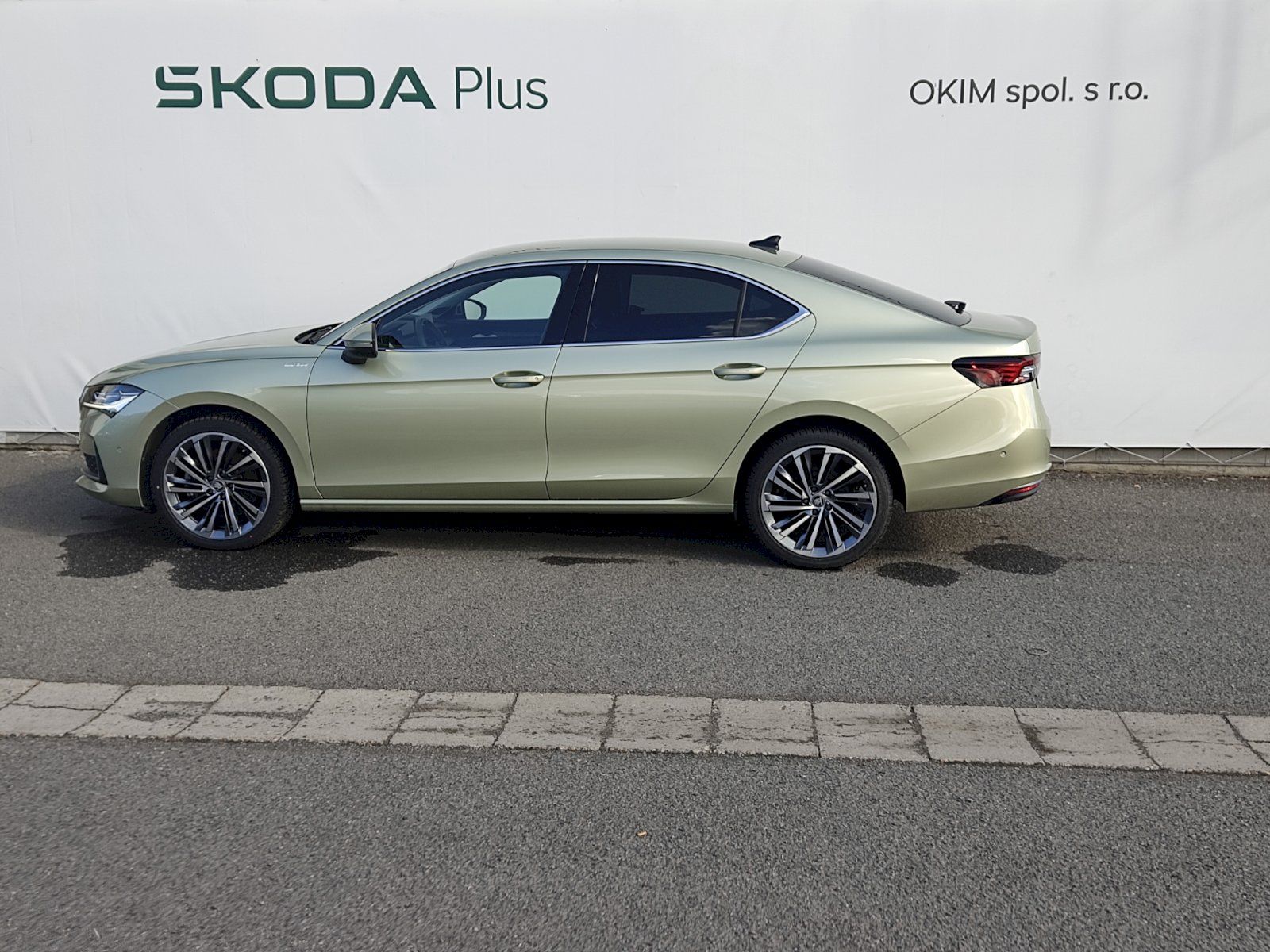 Škoda Superb, L&K 2,0 Tdi 142 Kw 4x4 DSG - fotka 3