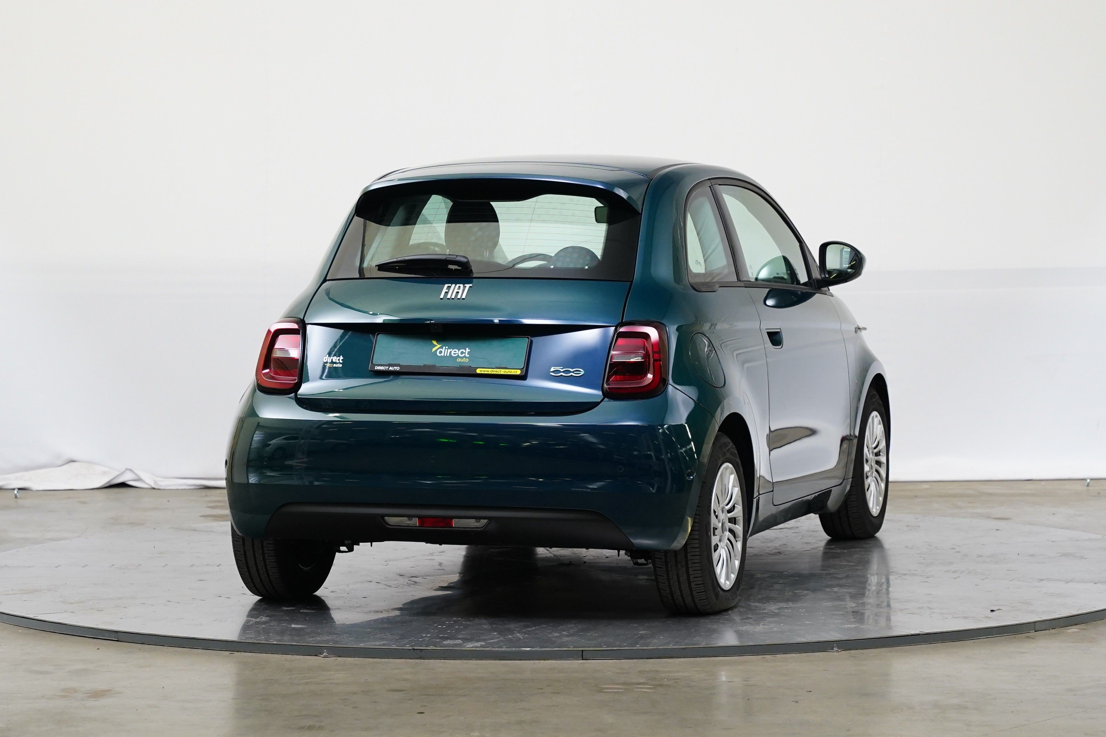 Fiat 500E, 42 kWh 87 kW - fotka 2