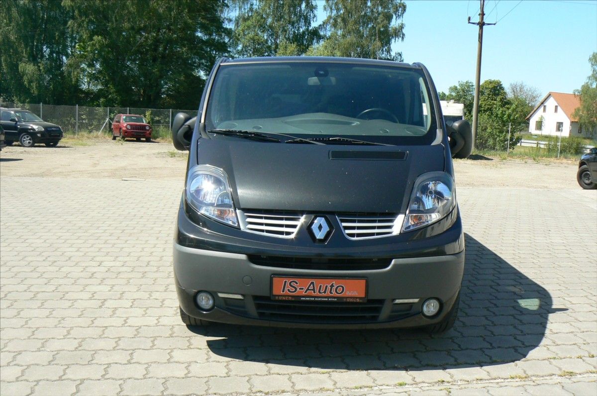 Renault Trafic, 2,0 dci Passenger BLACK EDITIO - fotka 3