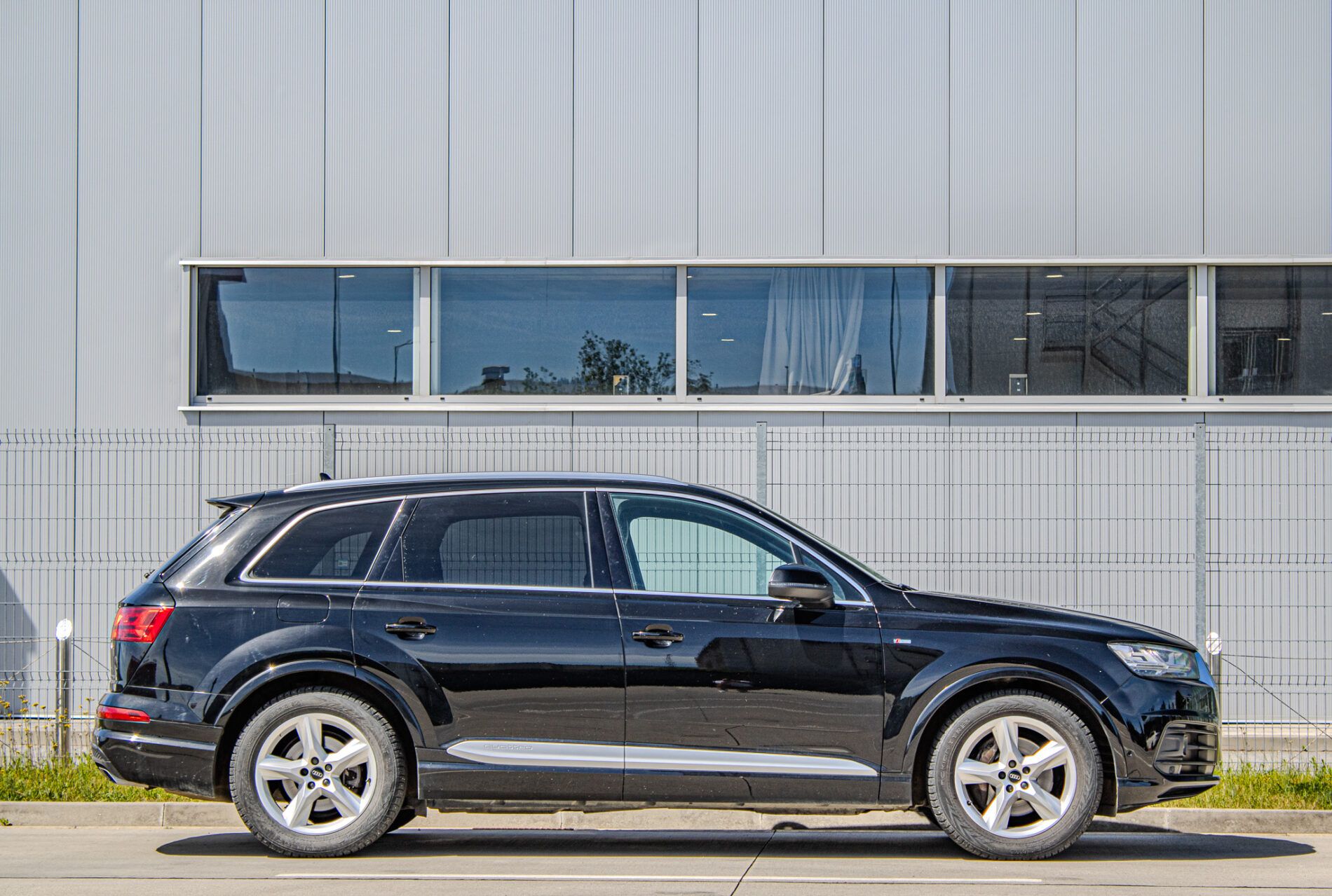Audi Q7 - fotka 4