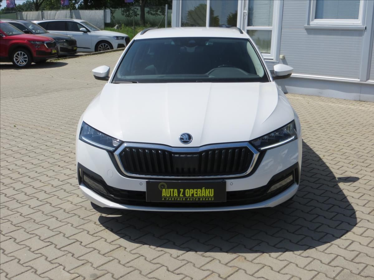 Škoda Octavia, 2,0 TDI Ambition ČR - fotka 2