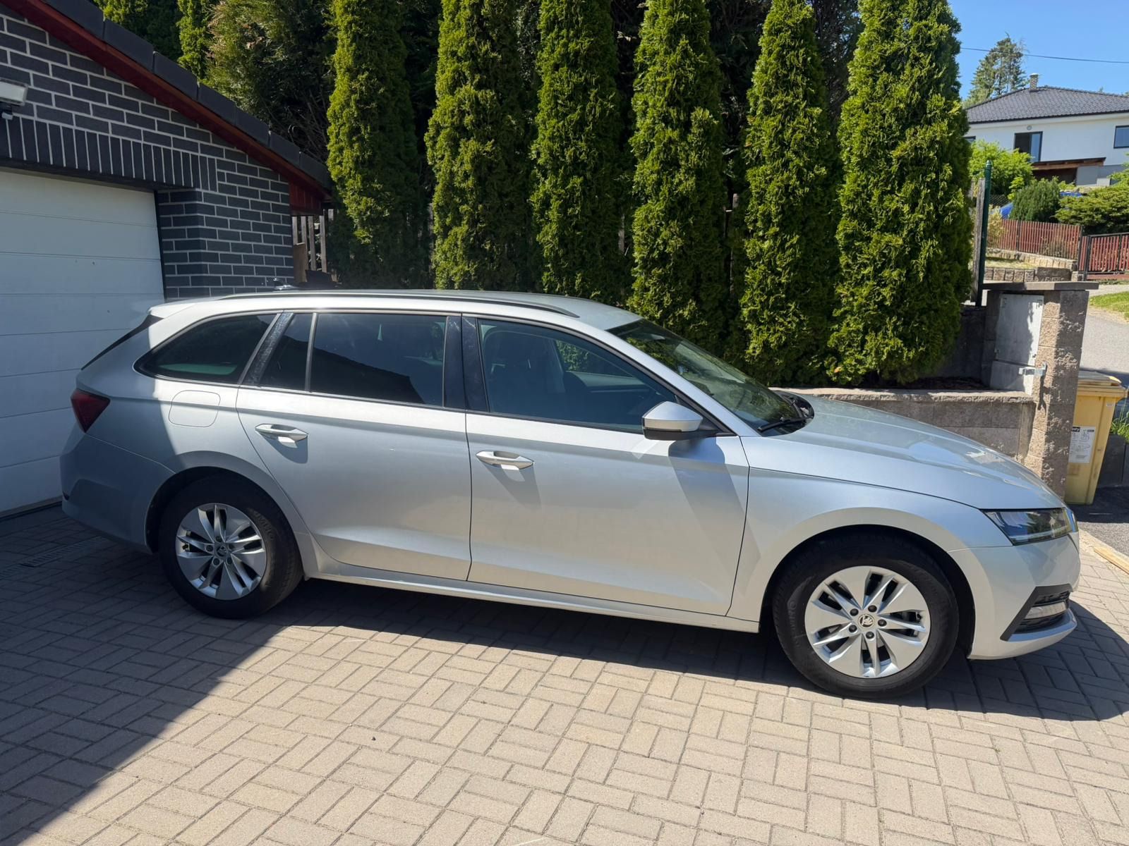 Škoda Octavia, 2,0TDi,ambient+,CZ,M6,1maj,DPH - fotka 4