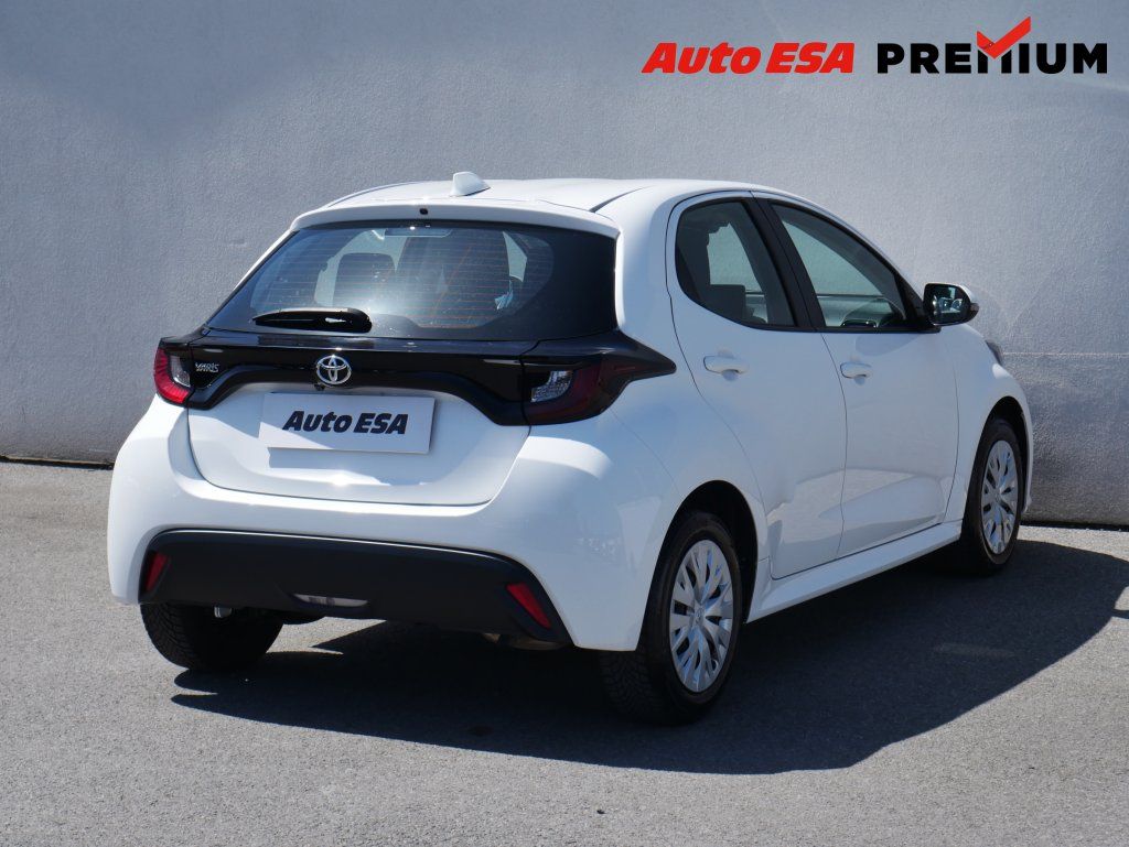 Toyota Yaris, 1.5,1.maj,ČR,AC - fotka 4