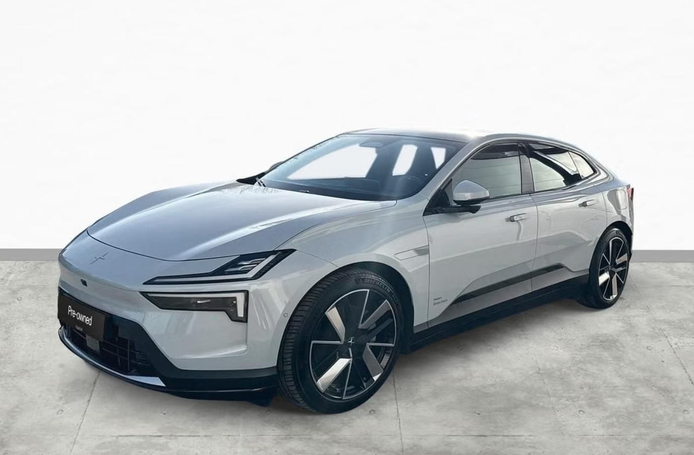 Polestar 4, LR Plus 360k Pano. HuD Matrix