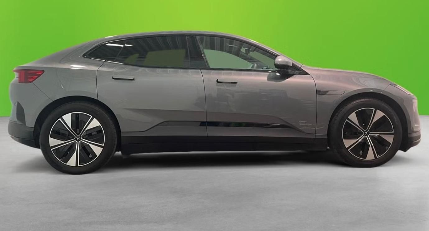 Polestar 4, LR Plus 360k Pano. Bílý inter. - fotka 2