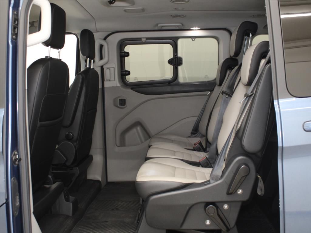 Ford Tourneo Custom, 2,0 TDCi Titanum X 8-míst ČR - fotka 6