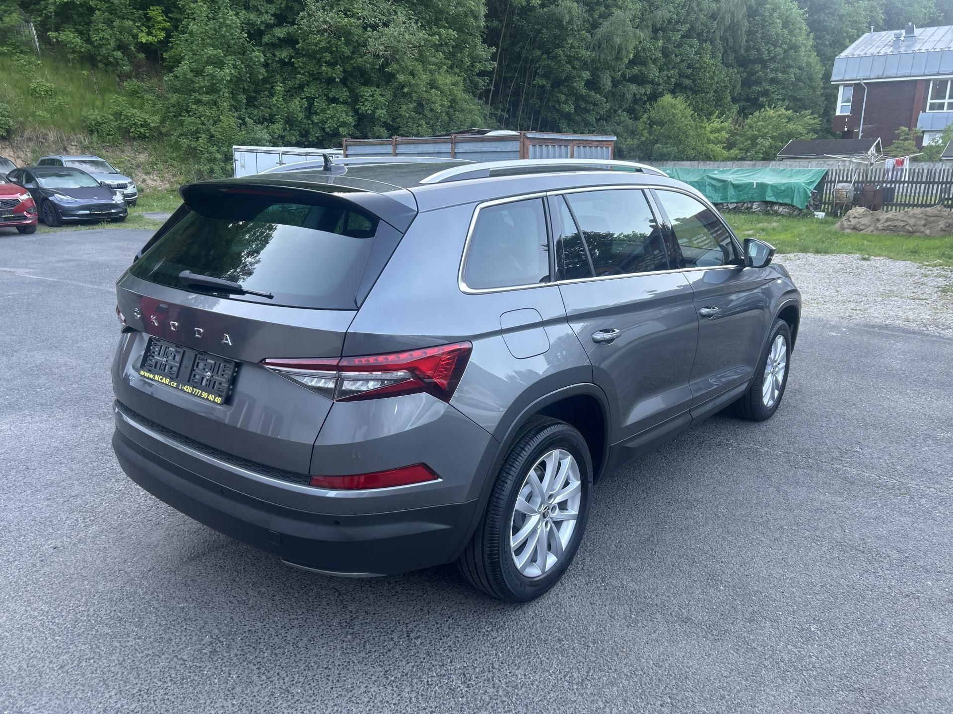 Škoda Kodiaq, 2,0TDi,110kw,DSG,19ALU - fotka 4