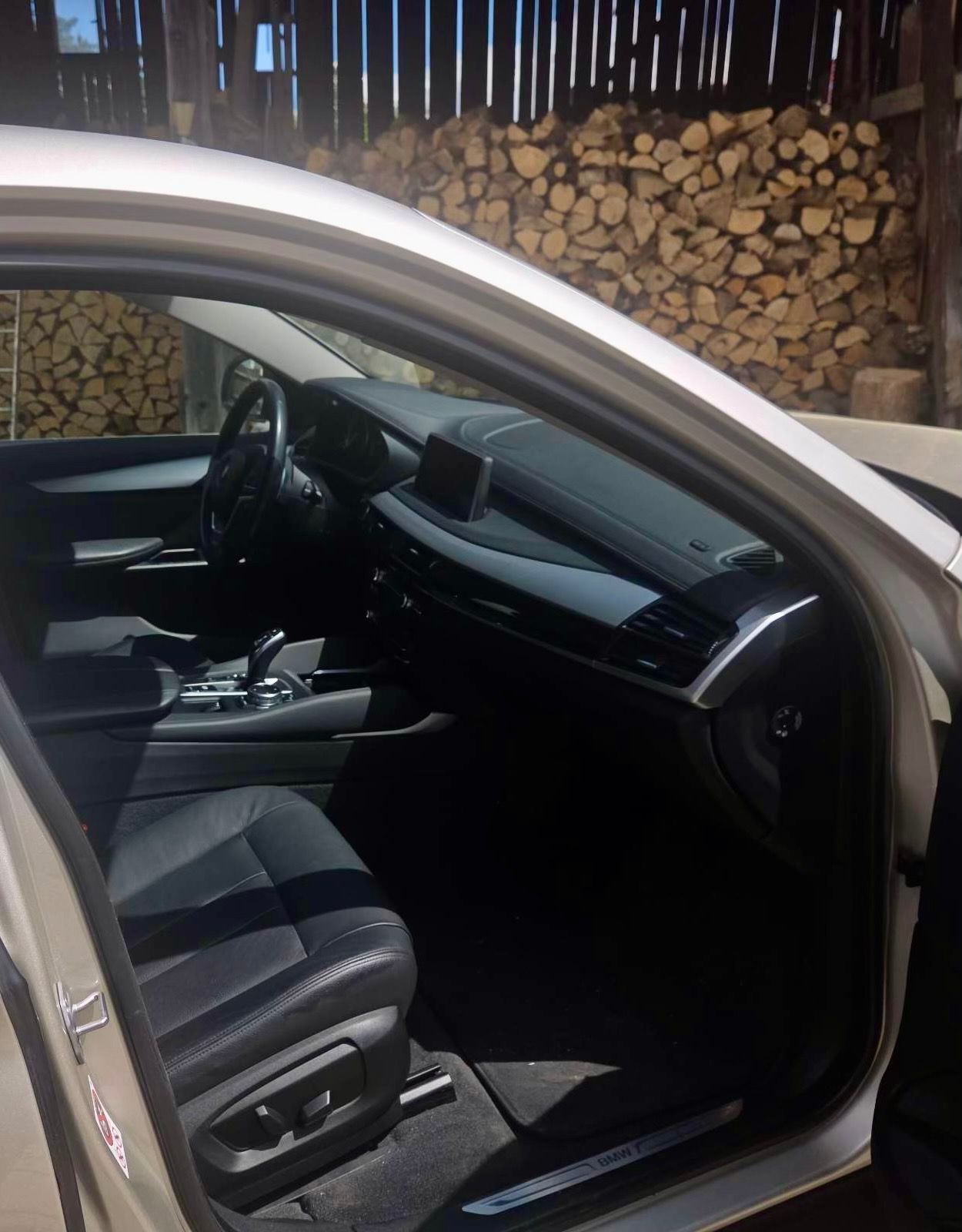 BMW X6, 3.0,PRAVIDELNÝ SERVIS,44000KM - fotka 5
