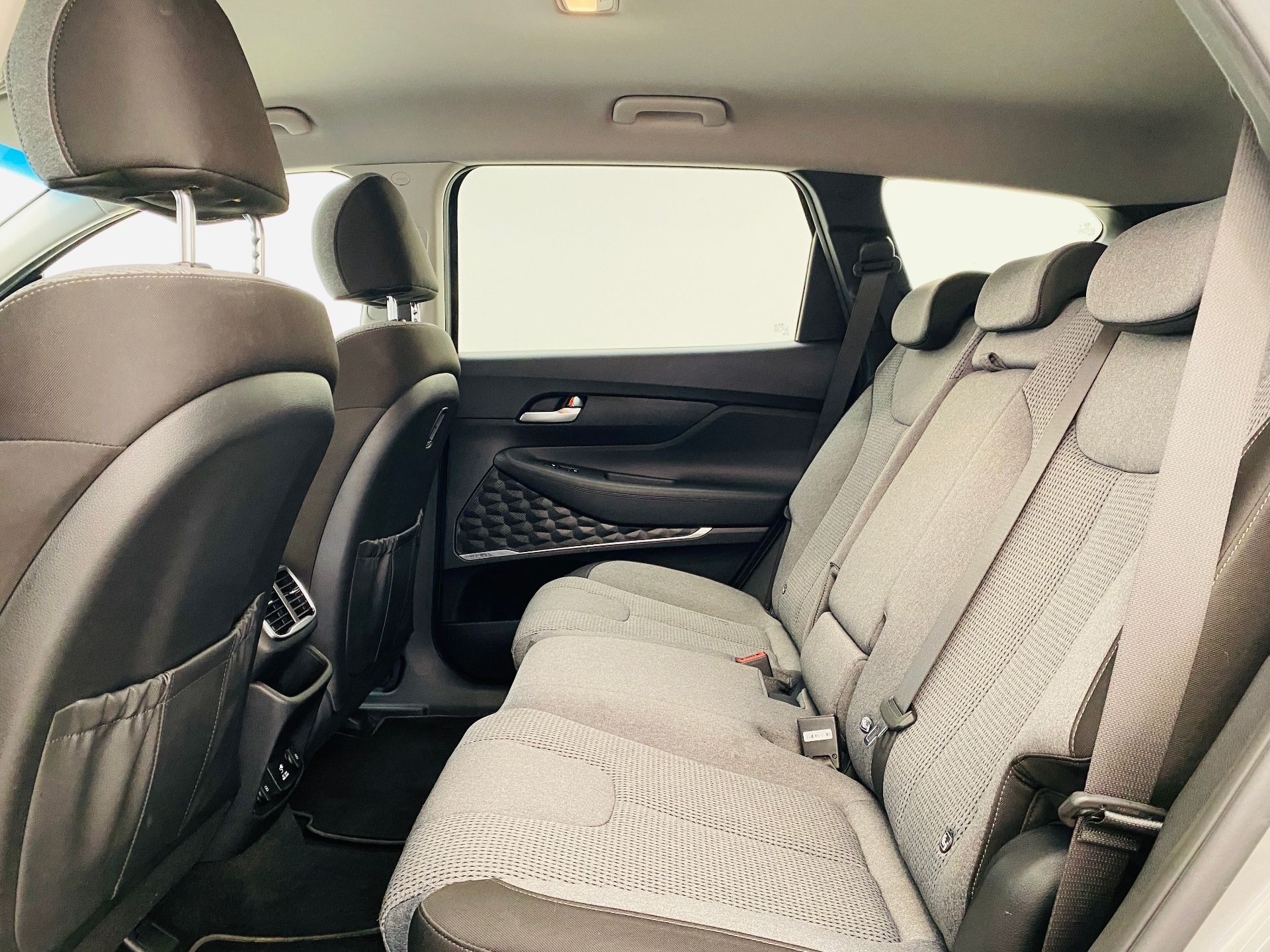Hyundai Santa Fe, 2,0 CRDI 136 kW 4x4 7míst - fotka 6
