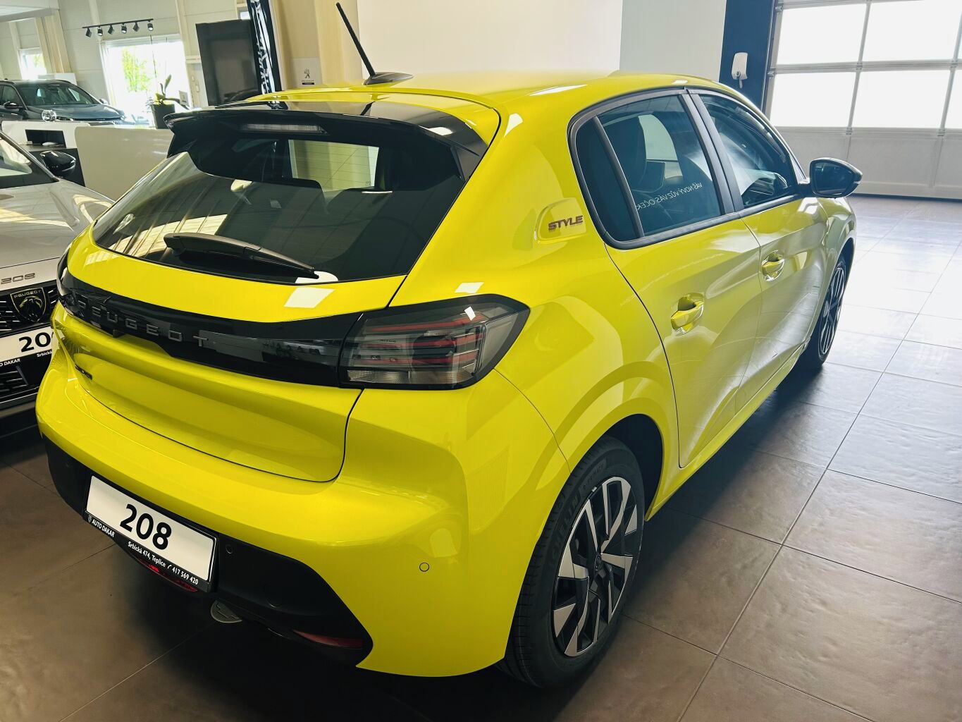 Peugeot 208, STYLE Turbo 100 S&S MAN6 - fotka 5