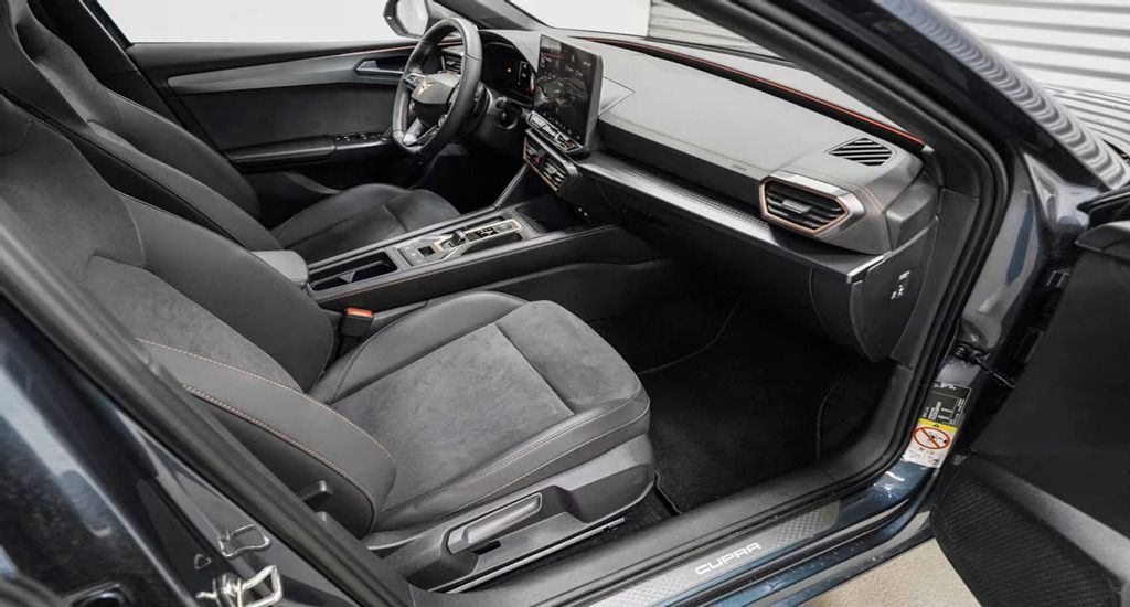 Cupra Leon, LEON ST 2,0 TSI DSG 4x4 VZ - L - fotka 6