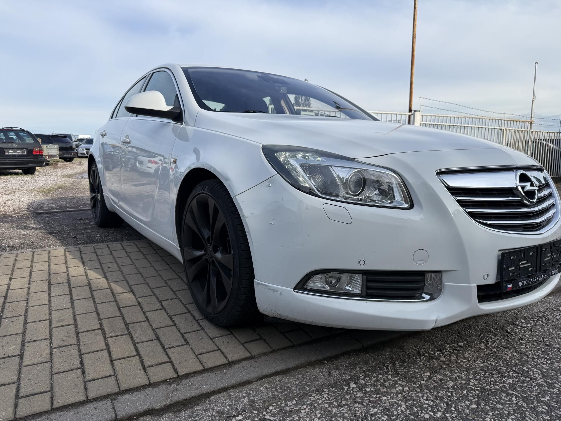 Opel Insignia, 2.0 T 162kw 4x4! - fotka 5