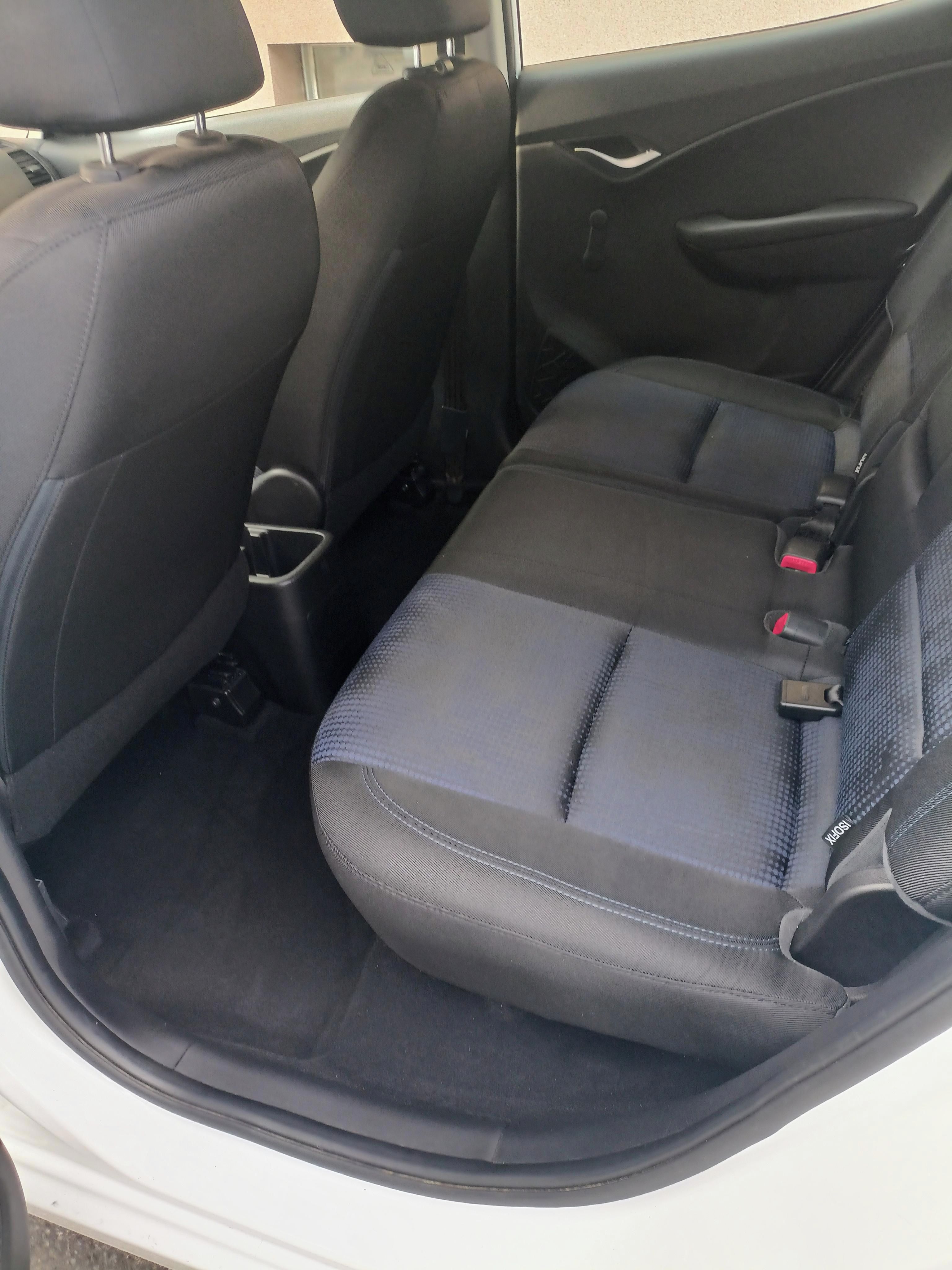 Hyundai ix20, 1,4CRDi 66kw - fotka 4
