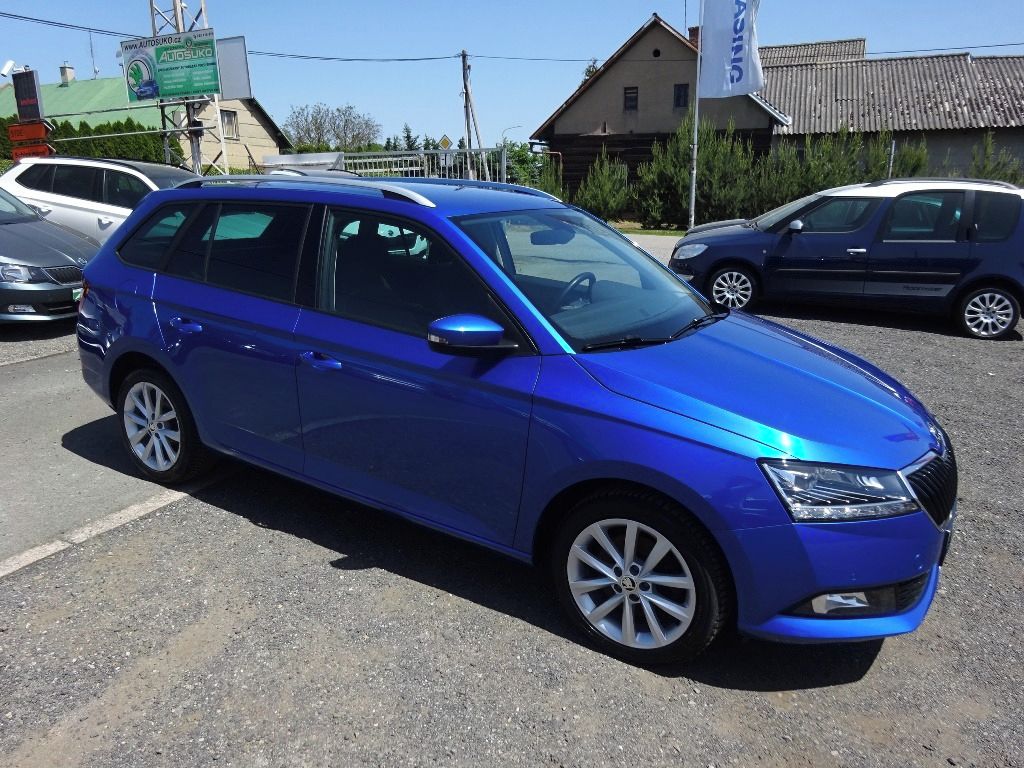 Škoda Fabia, COMBI III FC STYLE + DSG -2021 - fotka 3