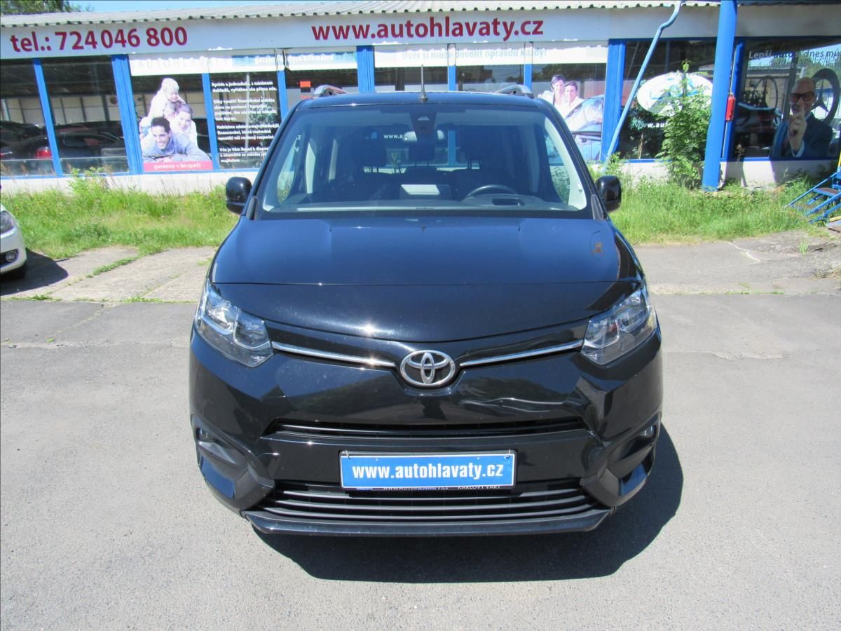 Toyota Proace City Verso, 1,5 D-4D 96kW Automat Family - fotka 2