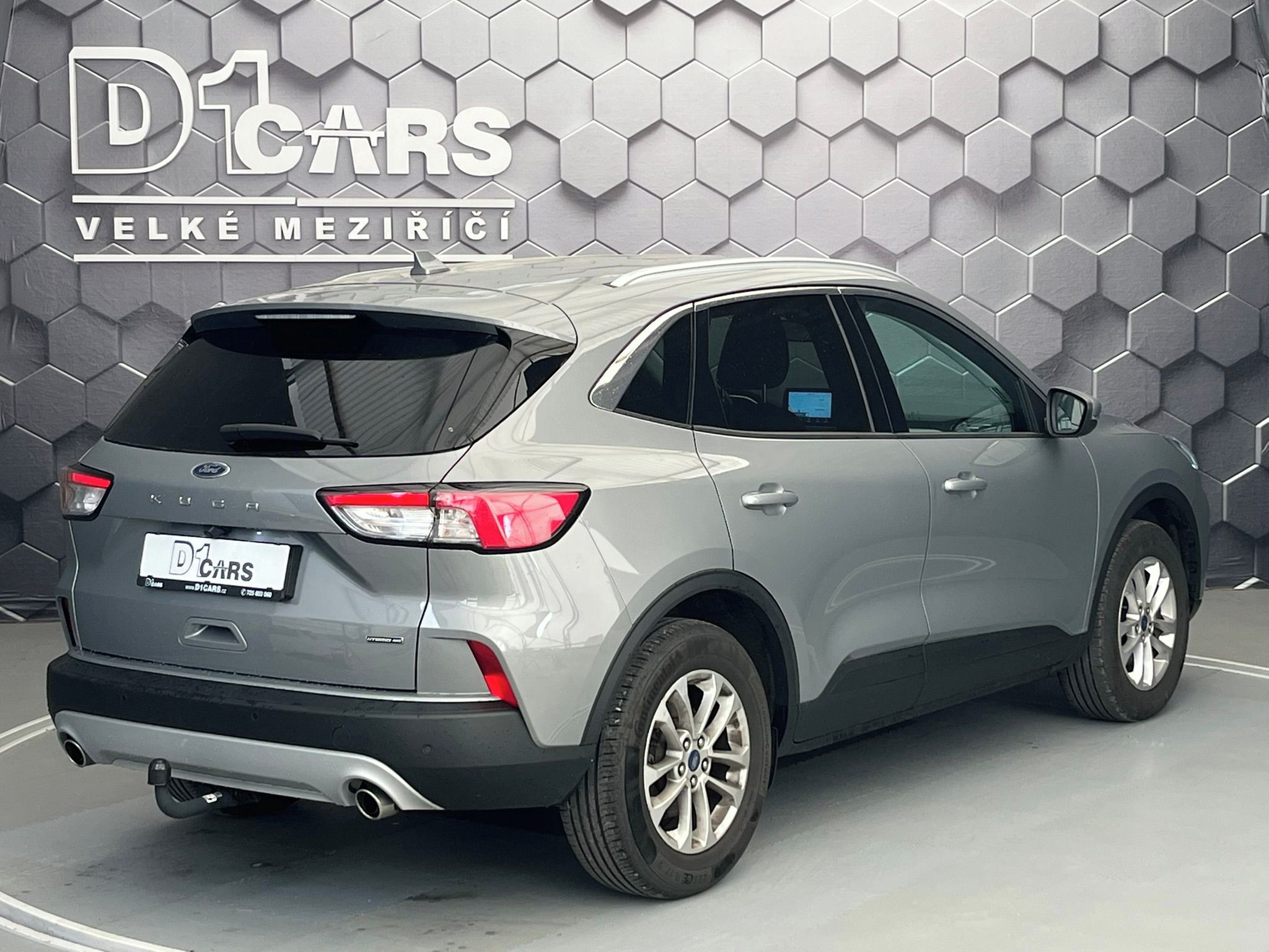 Ford Kuga, 2.5 Duratec HEV 4x4  TITANIUM - fotka 3