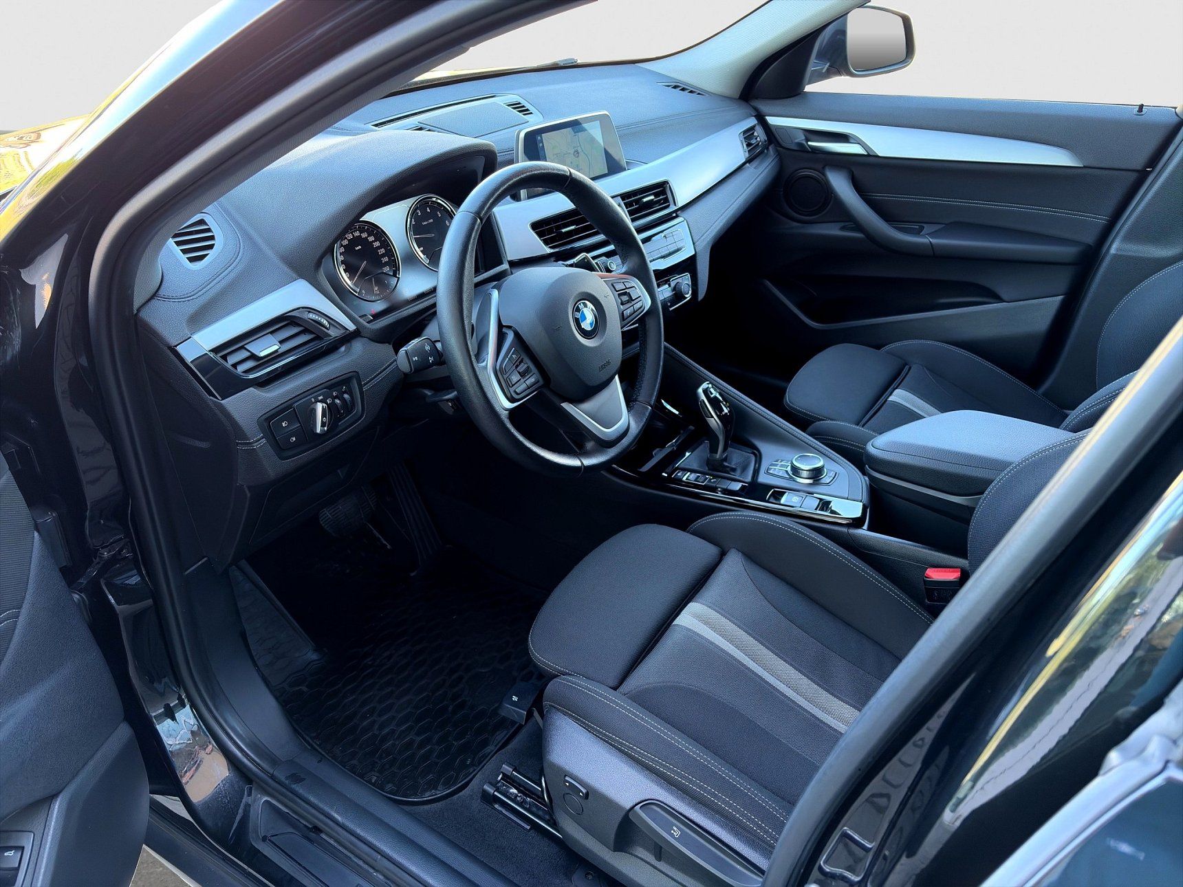 BMW X2 - fotka 5