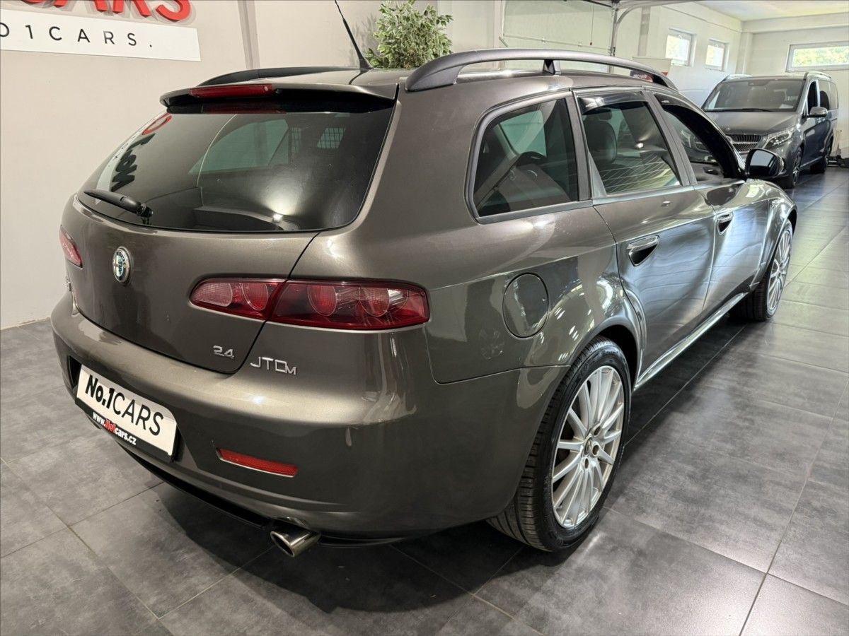 Alfa Romeo 159, 2,4   JTDm V5 147 kW BOSE TOP - fotka 5