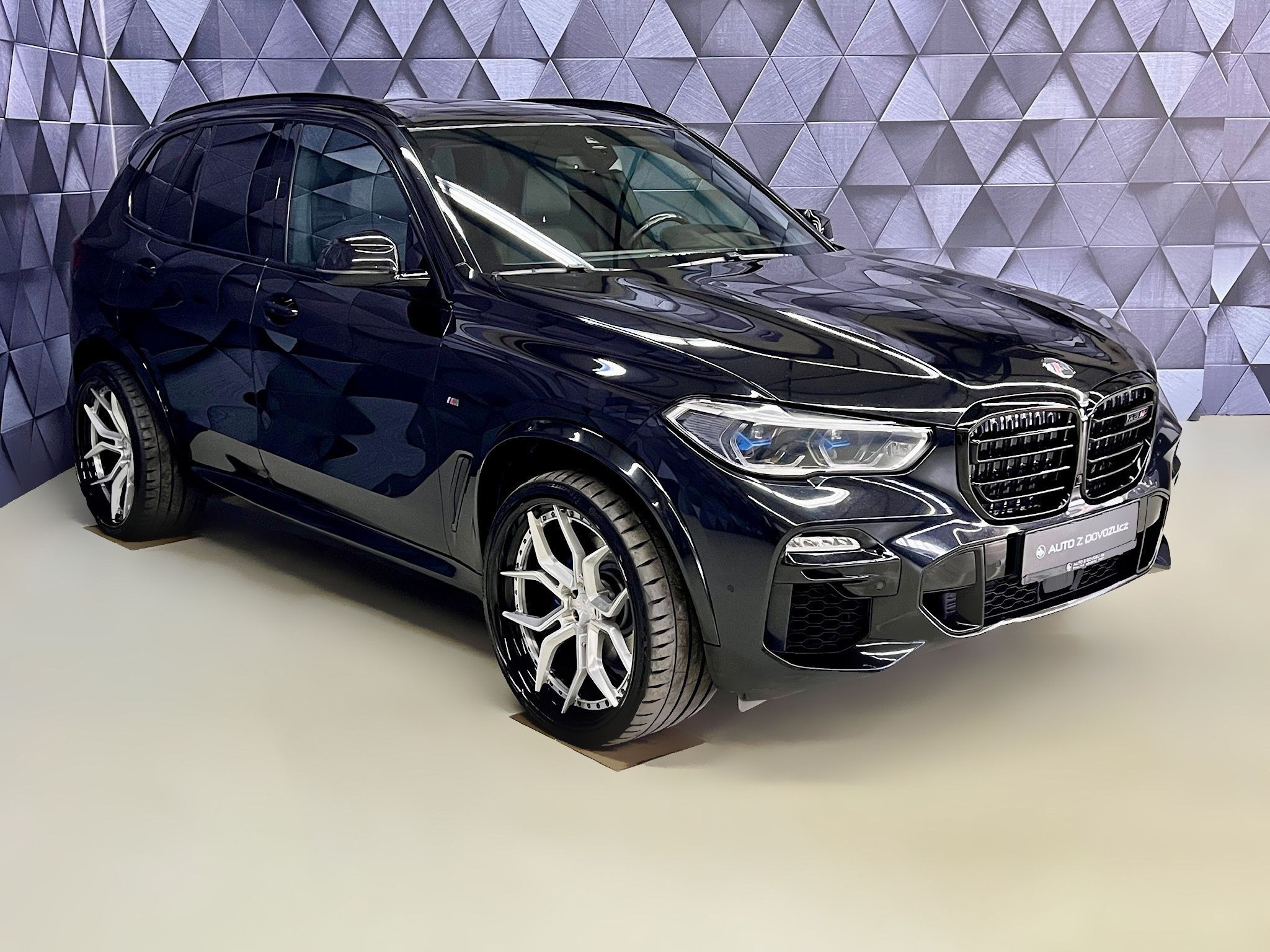 BMW X5, M50i 457KW COMPETITION, VZDUCH - fotka 4