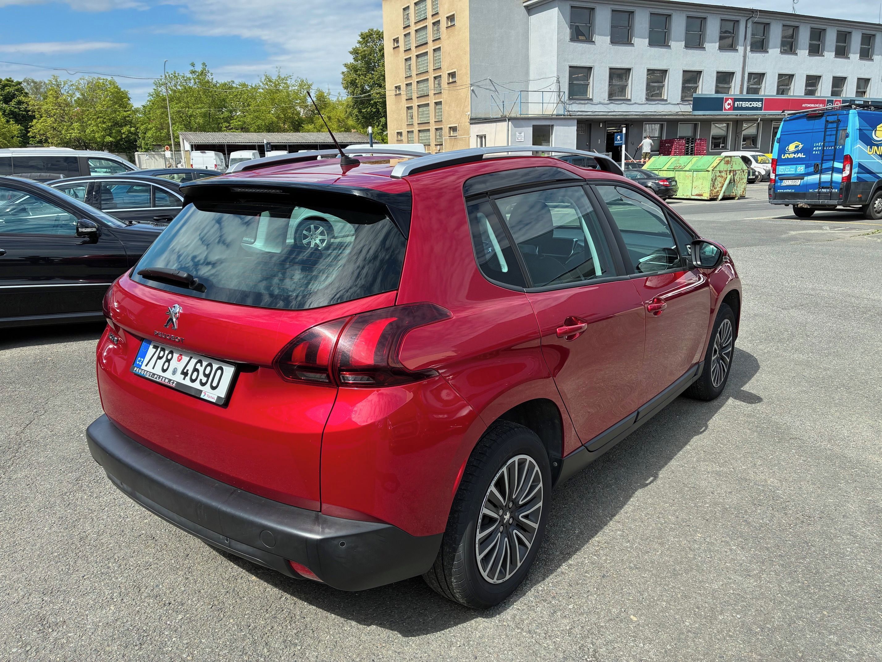 Peugeot 2008, 1,2 PureTech Active Pack  82k - fotka 4