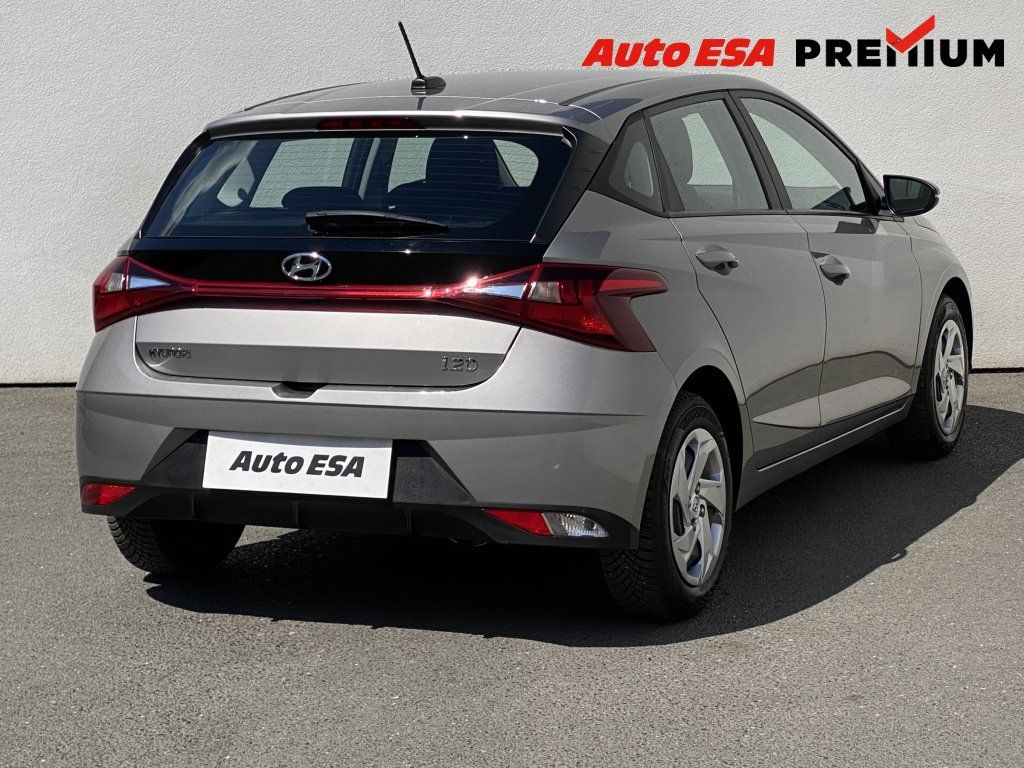 Hyundai i20, 1.2i,1.maj,ČR,Comfort - fotka 4