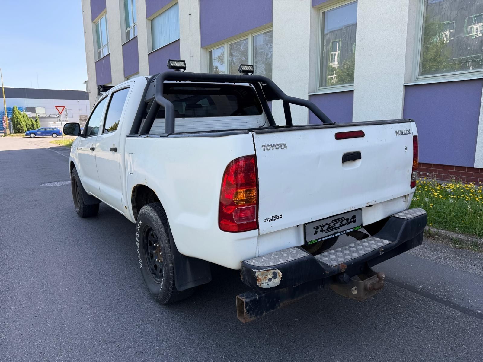 Toyota Hilux, 2,5 D-4D 4WD - fotka 3