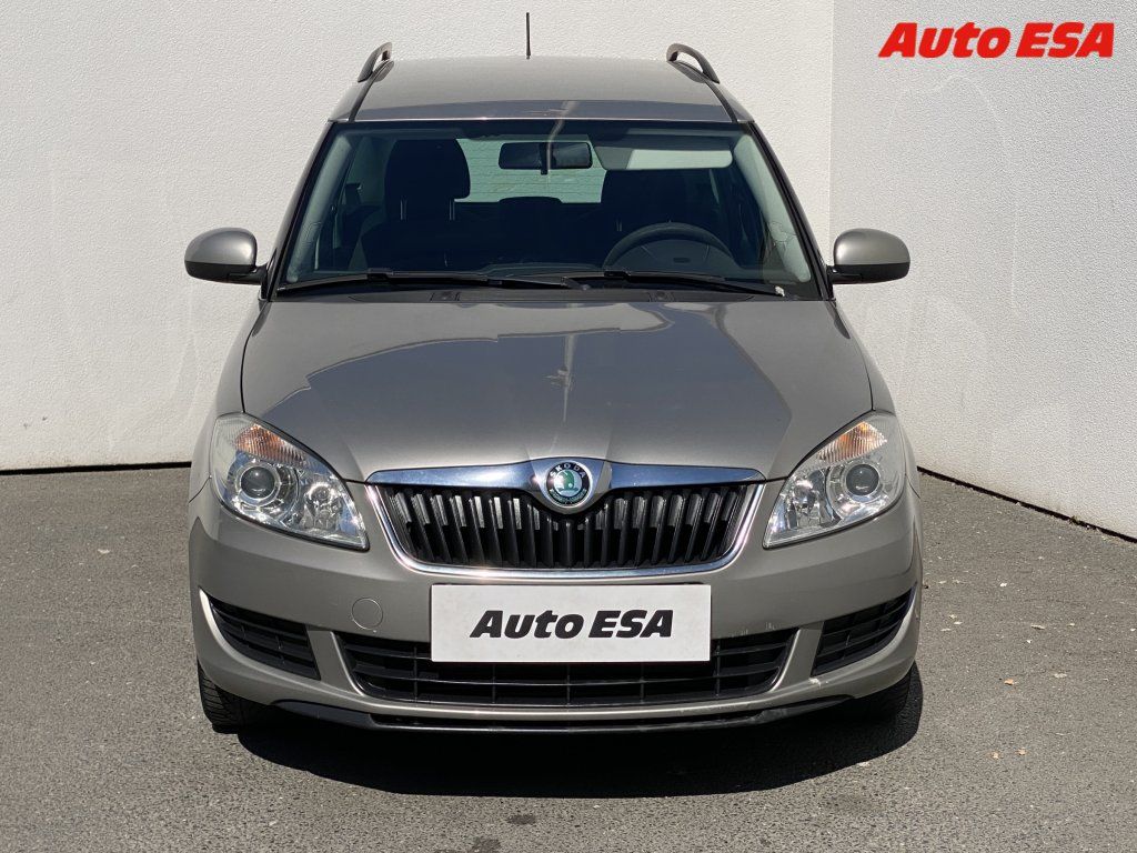 Škoda Roomster, 1.6 TDi,Family,TZ - fotka 2