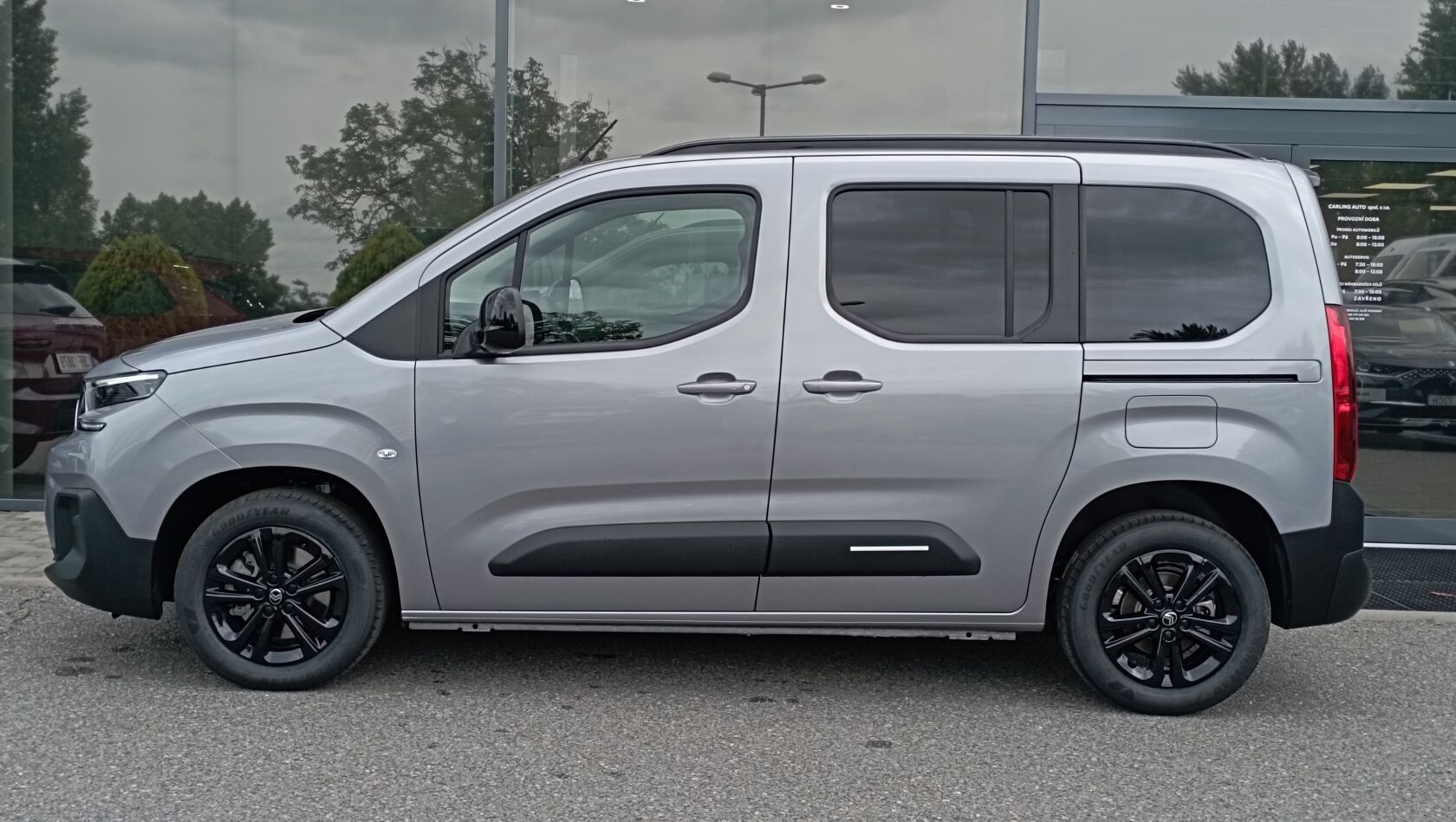 Citroën Berlingo, MAX1.5 BlueHDi 130 S&S MAN6 - fotka 2