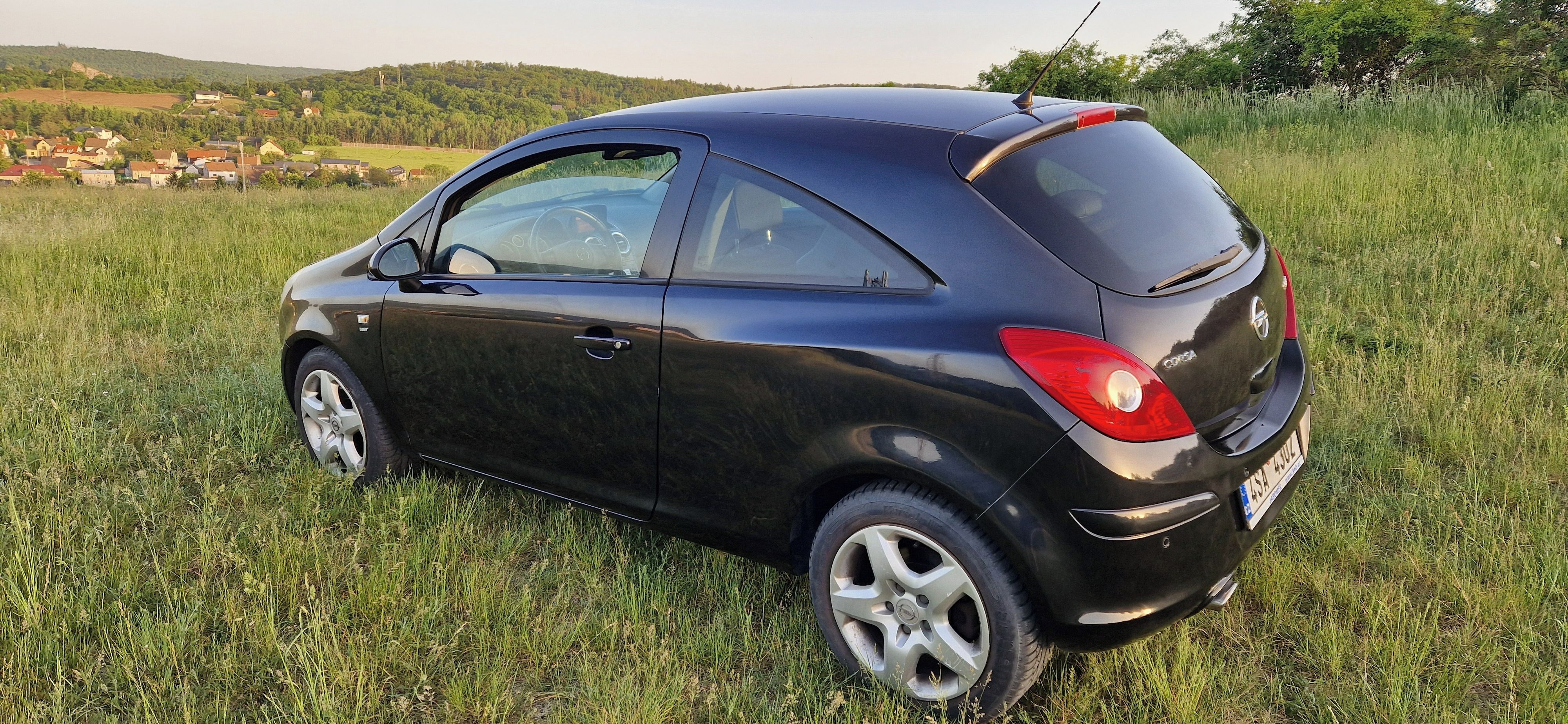 Opel Corsa, Opel Corsa 1,4T 2014 - fotka 5