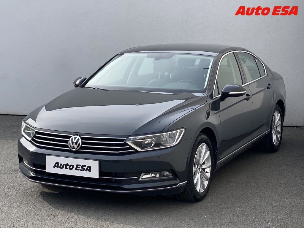Volkswagen Passat, 2.0 TDi,ČR,autoAC - fotka 3