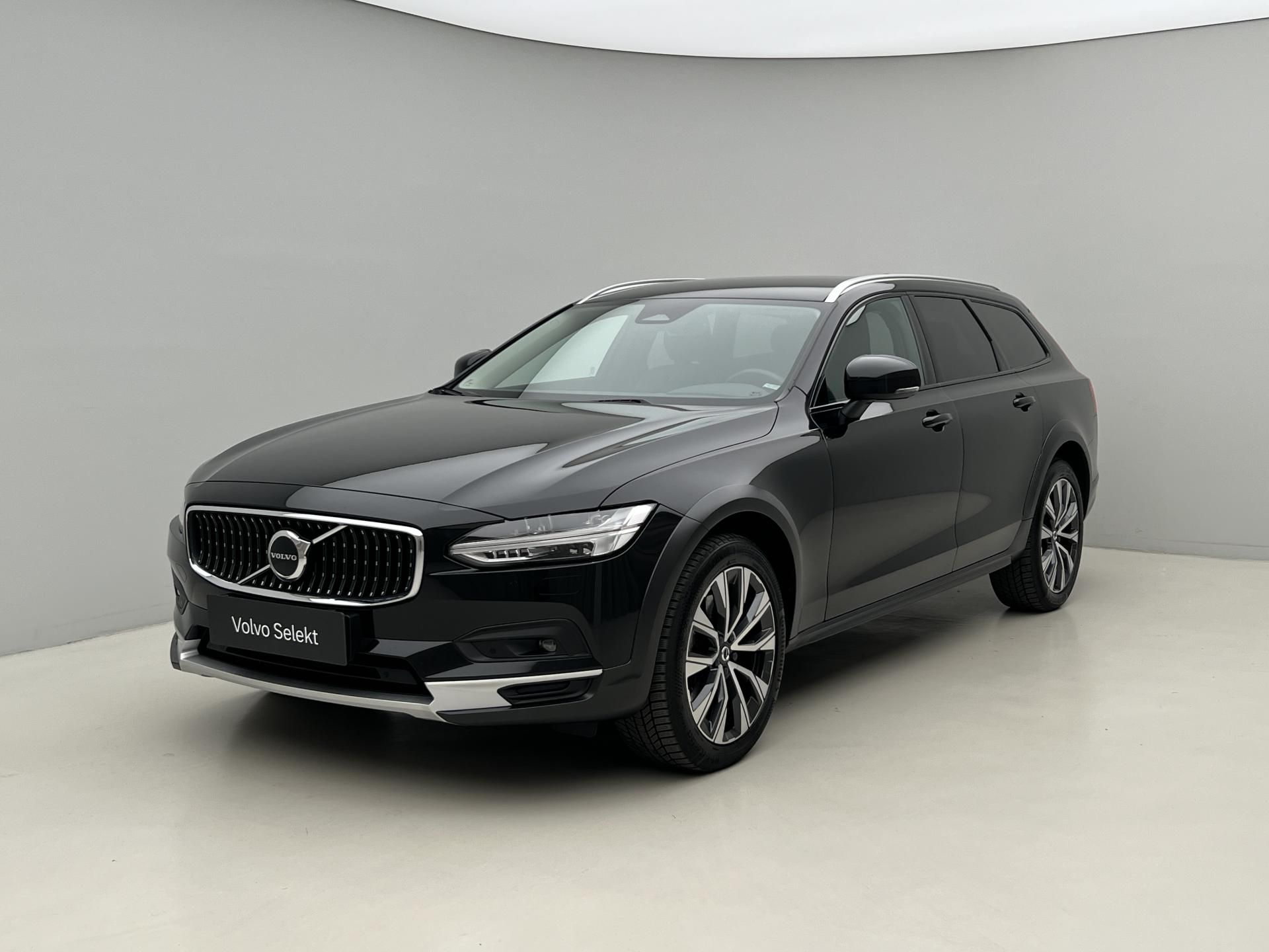Volvo V90, CC B4 AWD PLUS AUT