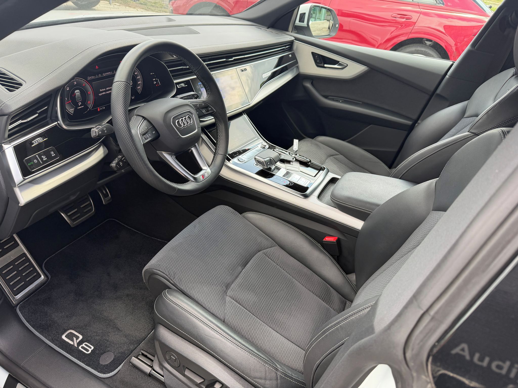 Audi Q8, S-line  50TDI 210kW webasto - fotka 6