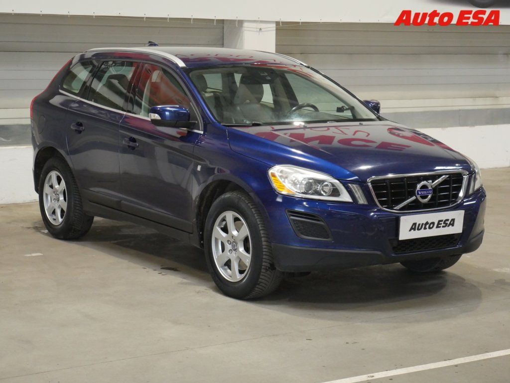 Volvo XC60, 2.4d 4x4,ČR,Xenon,kůže