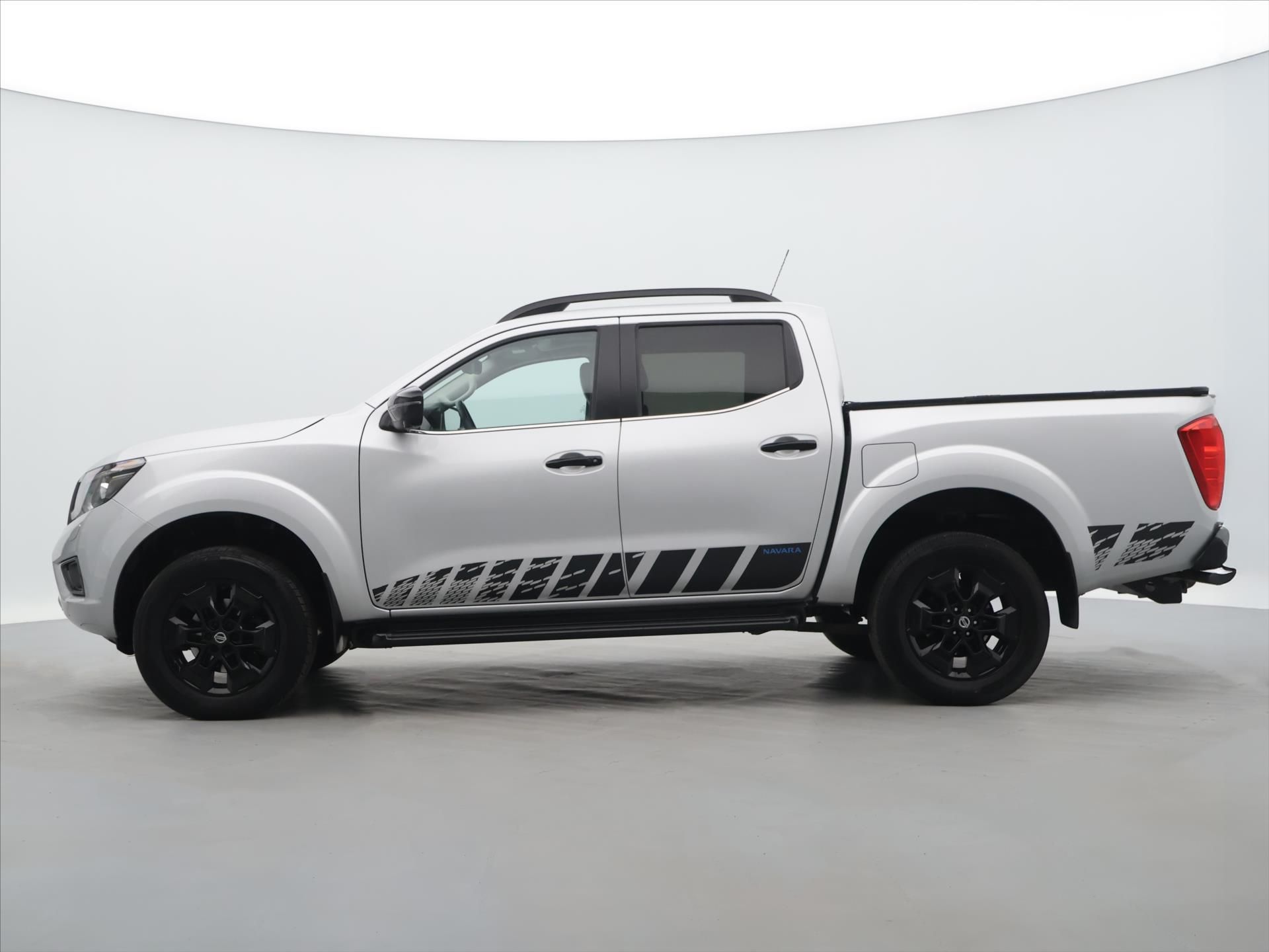 Nissan Navara, 2.3 dCi 140kW Double Cab Tekna - fotka 4