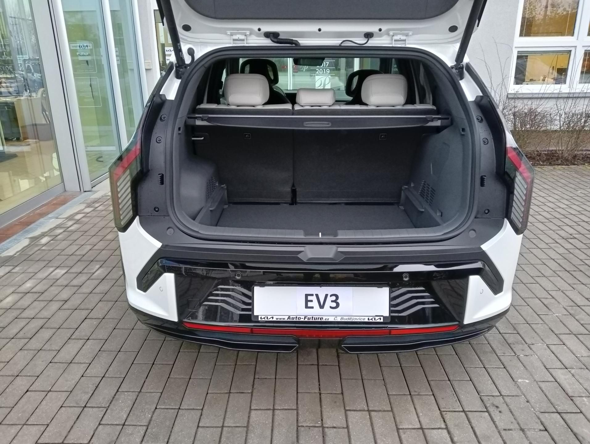 Kia EV3, ZCELA NOVÁ EV3 GT-LINE 81,4kw - fotka 6