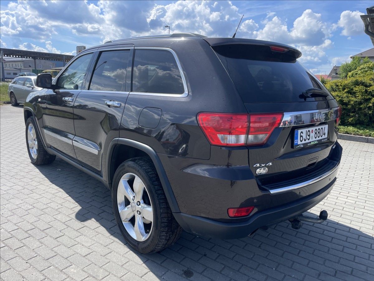 Jeep Grand Cherokee, 3,0 CRDi 177kw Overland Pano T - fotka 3