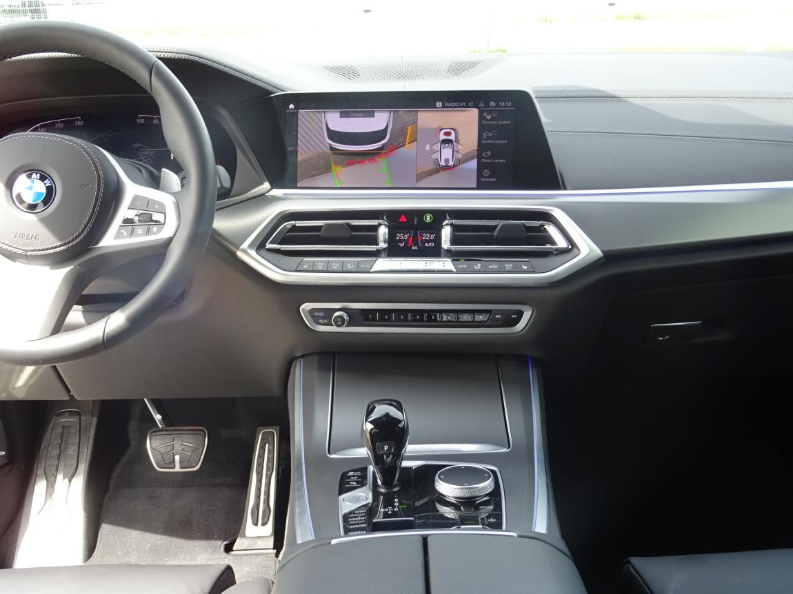 BMW X5, xDrive30d - fotka 4