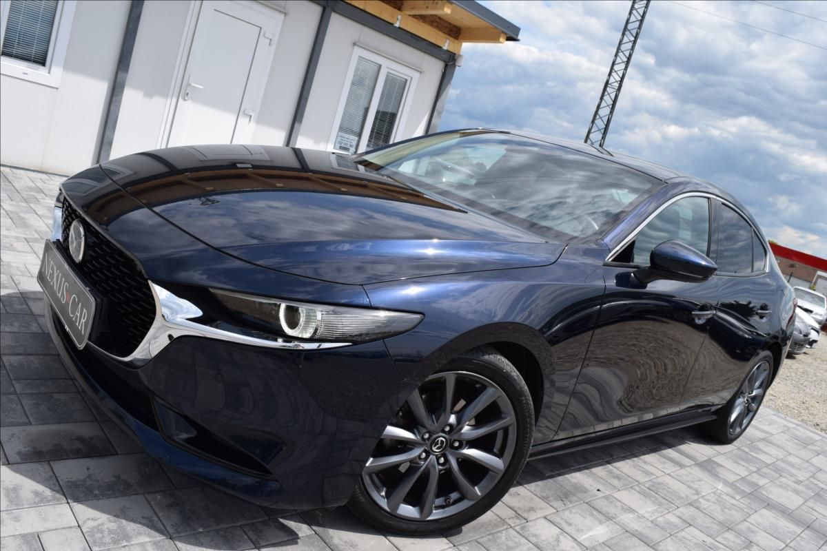 Mazda 3, 2,0 i 90KW NÍZKÉ KM KUŽE ALU