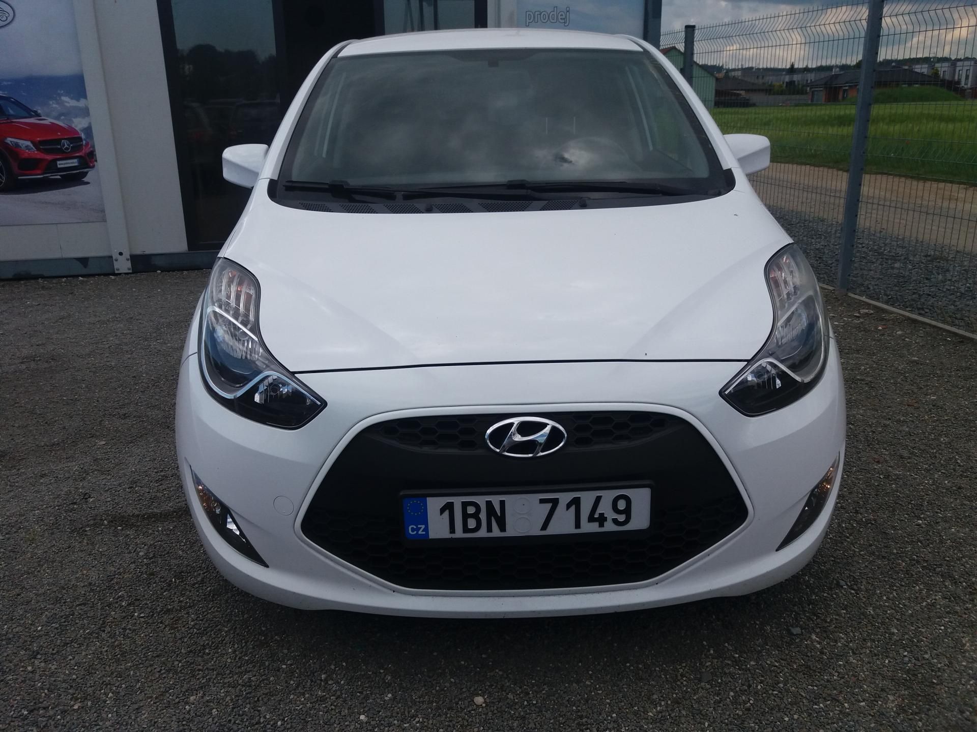 Hyundai ix20, 1.6i,92kW,TAŽNY,VÝHŘEV.!! - fotka 2
