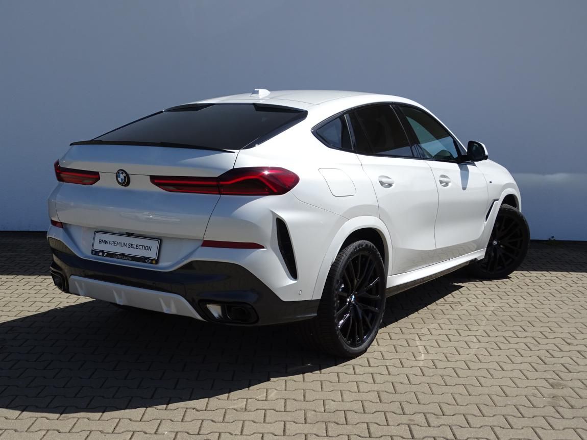 BMW X6, xDrive30d - fotka 3