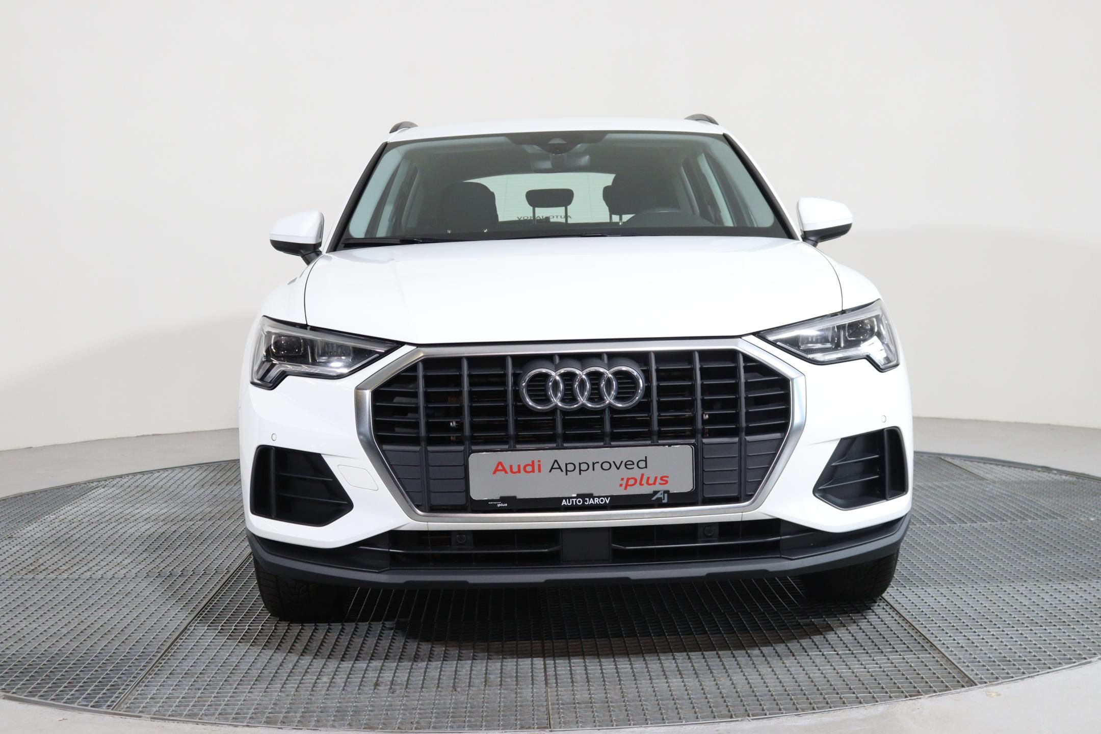Audi Q3, TFSI 1,5 Stronic - fotka 2