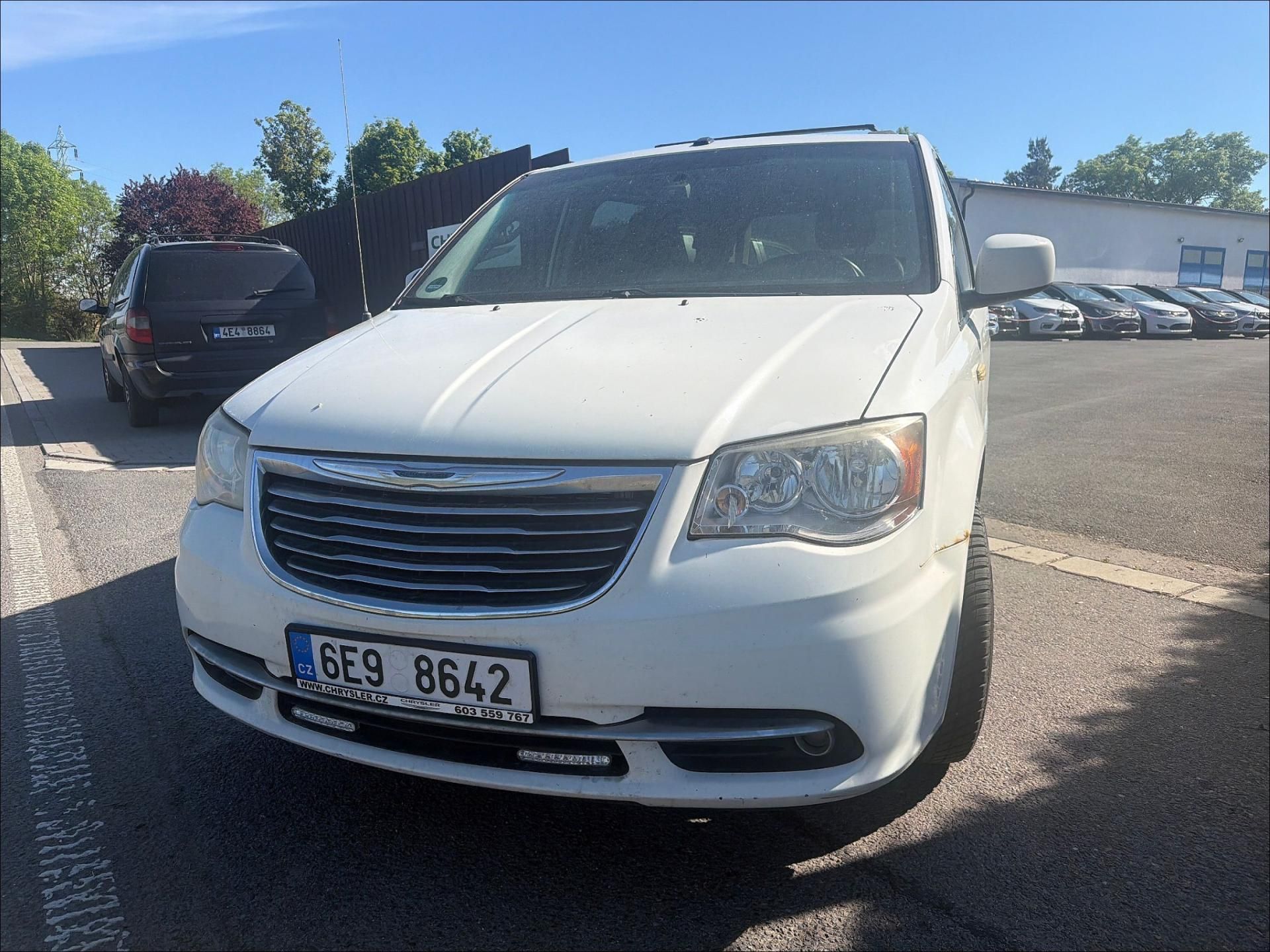 Chrysler Town & Country, 3,6 RT DVD LPG Kůže 2011 - fotka 6