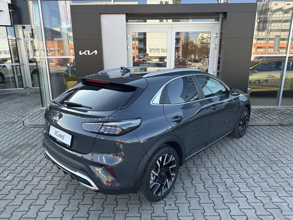 Kia XCee´d, 1,6 T-GDI 7DCT 132 kW STEEL ED - fotka 3