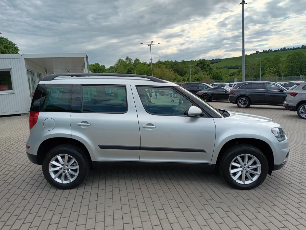 Škoda Yeti, 2,0 TDI,81KW,4X4,DIGIKLIMA, - fotka 4