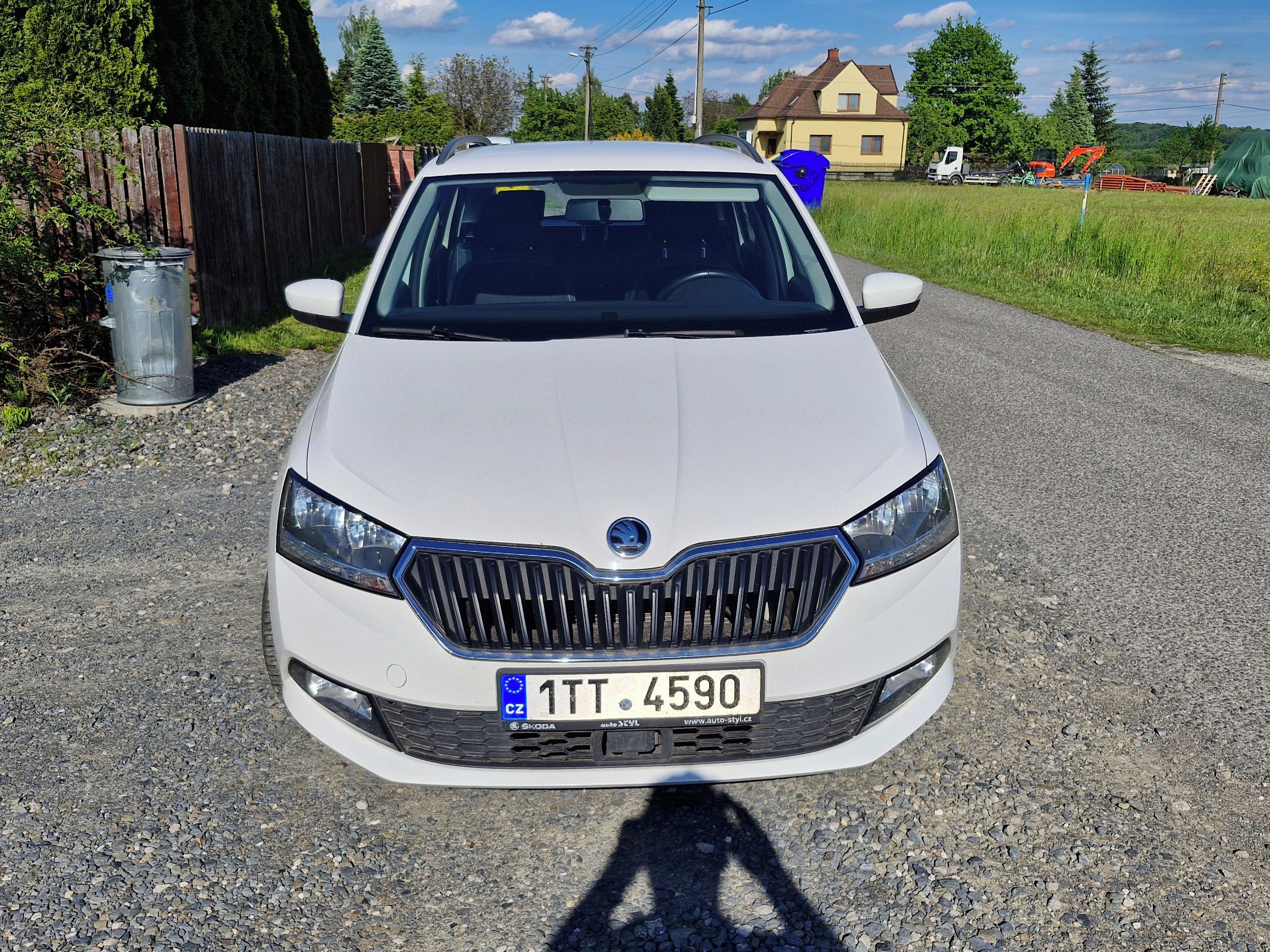 Škoda Fabia, 1,0 tsi, 70kw, Čr, TZ, serv.kn - fotka 6