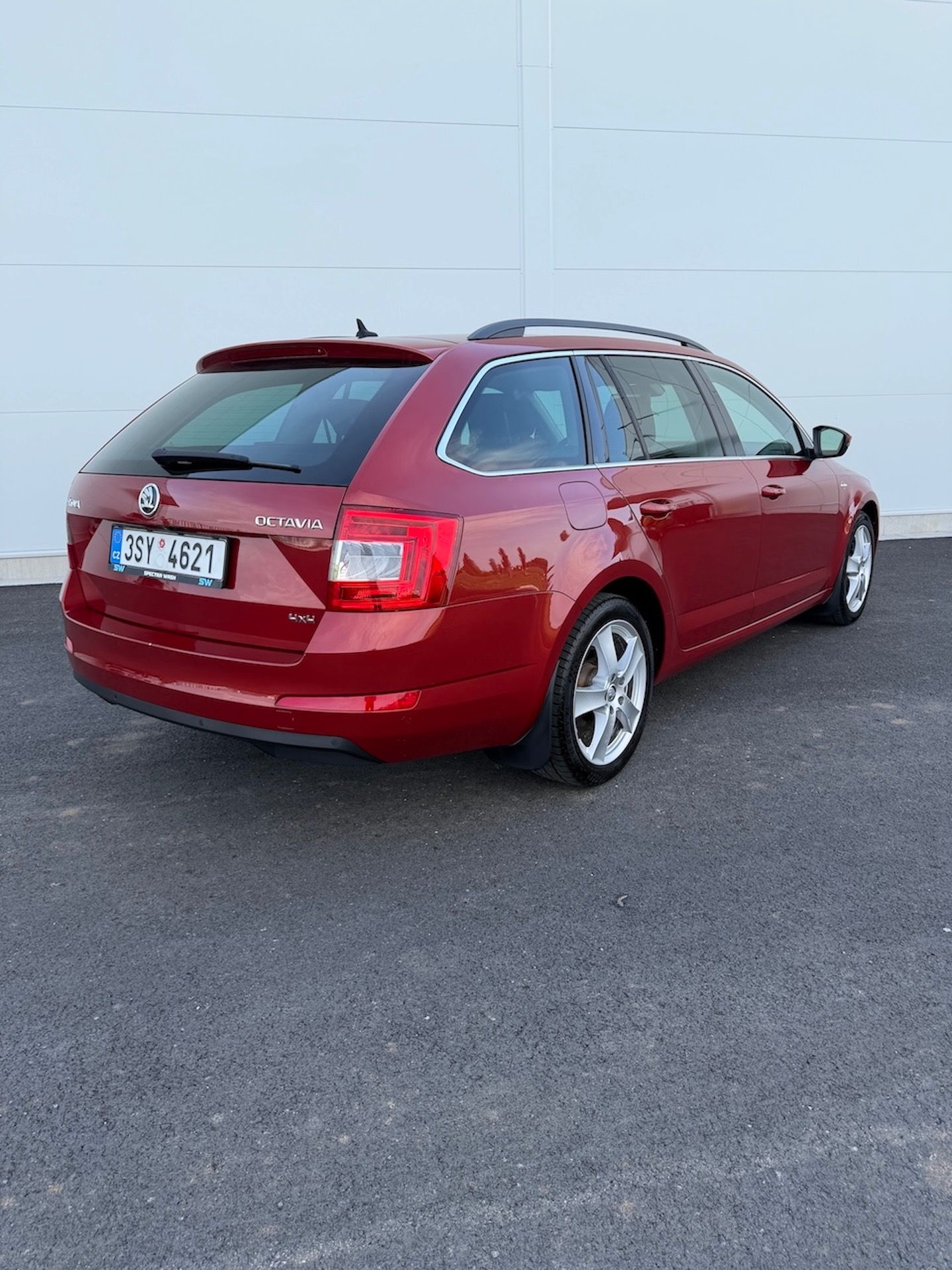 Škoda Octavia, 2.0 TDI 4X4 L&K 135KW DSG - fotka 4