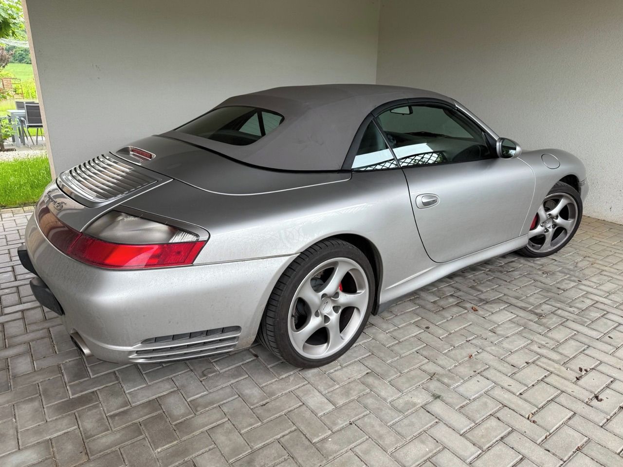 Porsche 911, (996.2) Carrera 4S, manuál - fotka 2